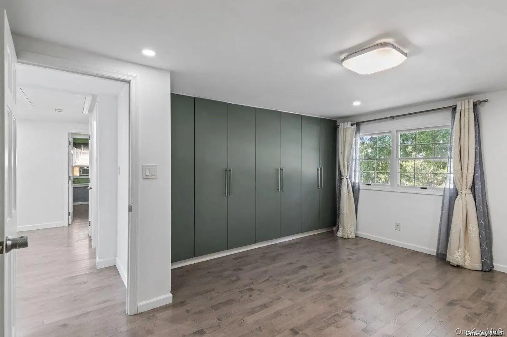 30 Aberdeen Road, Hempstead, NY, 6 Bedrooms Bedrooms, 15 Rooms Rooms,3 BathroomsBathrooms,Residential Lease,For Rent,Aberdeen,0,1016860 30 Aberdeen Road, Hempstead, NY, 6 Bedrooms Bedrooms, 15 Rooms Rooms,3 BathroomsBathrooms,Residential Lease,For Rent,Aberdeen,0,1016860
