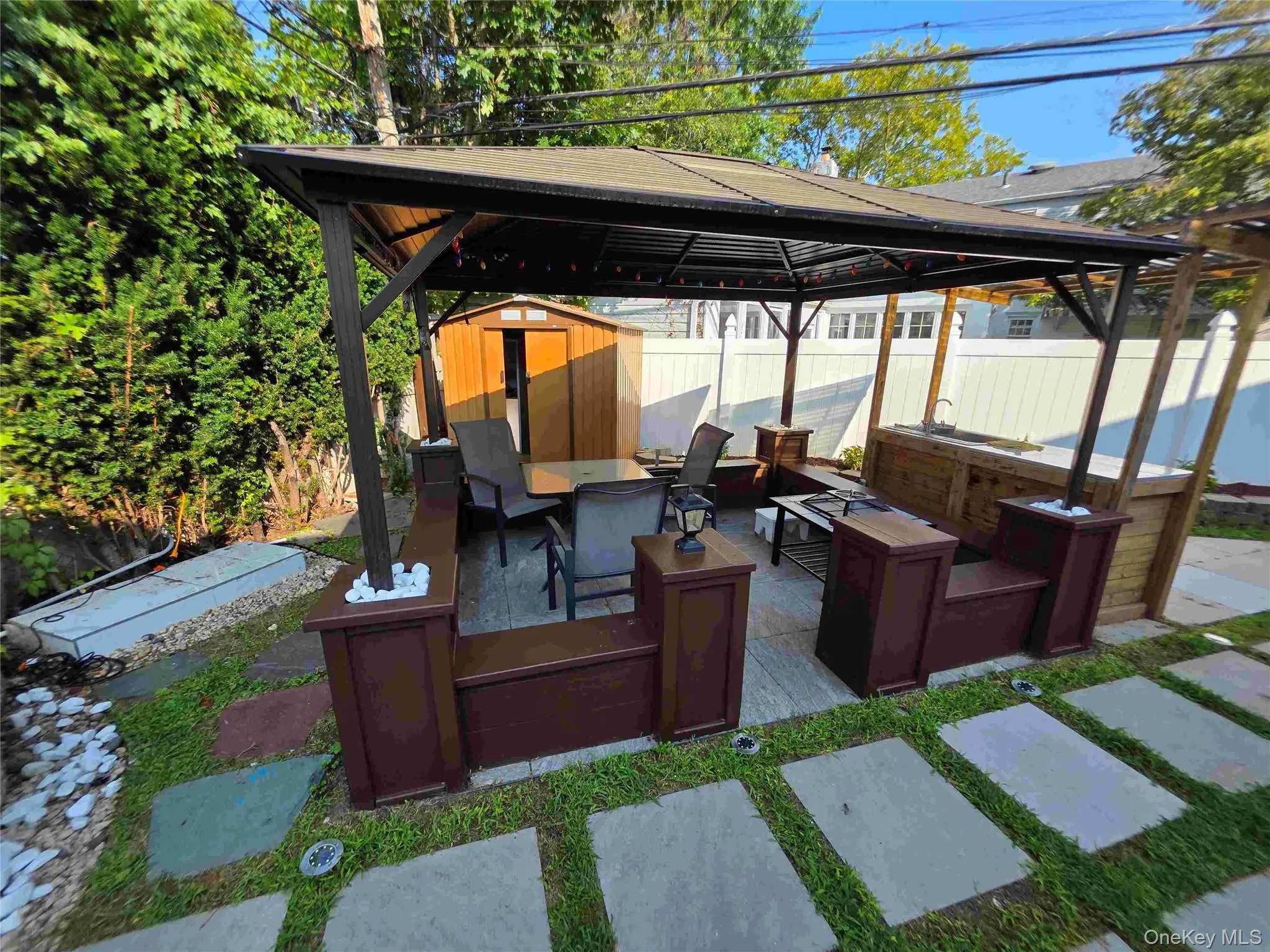 30 Aberdeen Road, Hempstead, NY, 6 Bedrooms Bedrooms, 15 Rooms Rooms,3 BathroomsBathrooms,Residential Lease,For Rent,Aberdeen,0,1016860 30 Aberdeen Road, Hempstead, NY, 6 Bedrooms Bedrooms, 15 Rooms Rooms,3 BathroomsBathrooms,Residential Lease,For Rent,Aberdeen,0,1016860