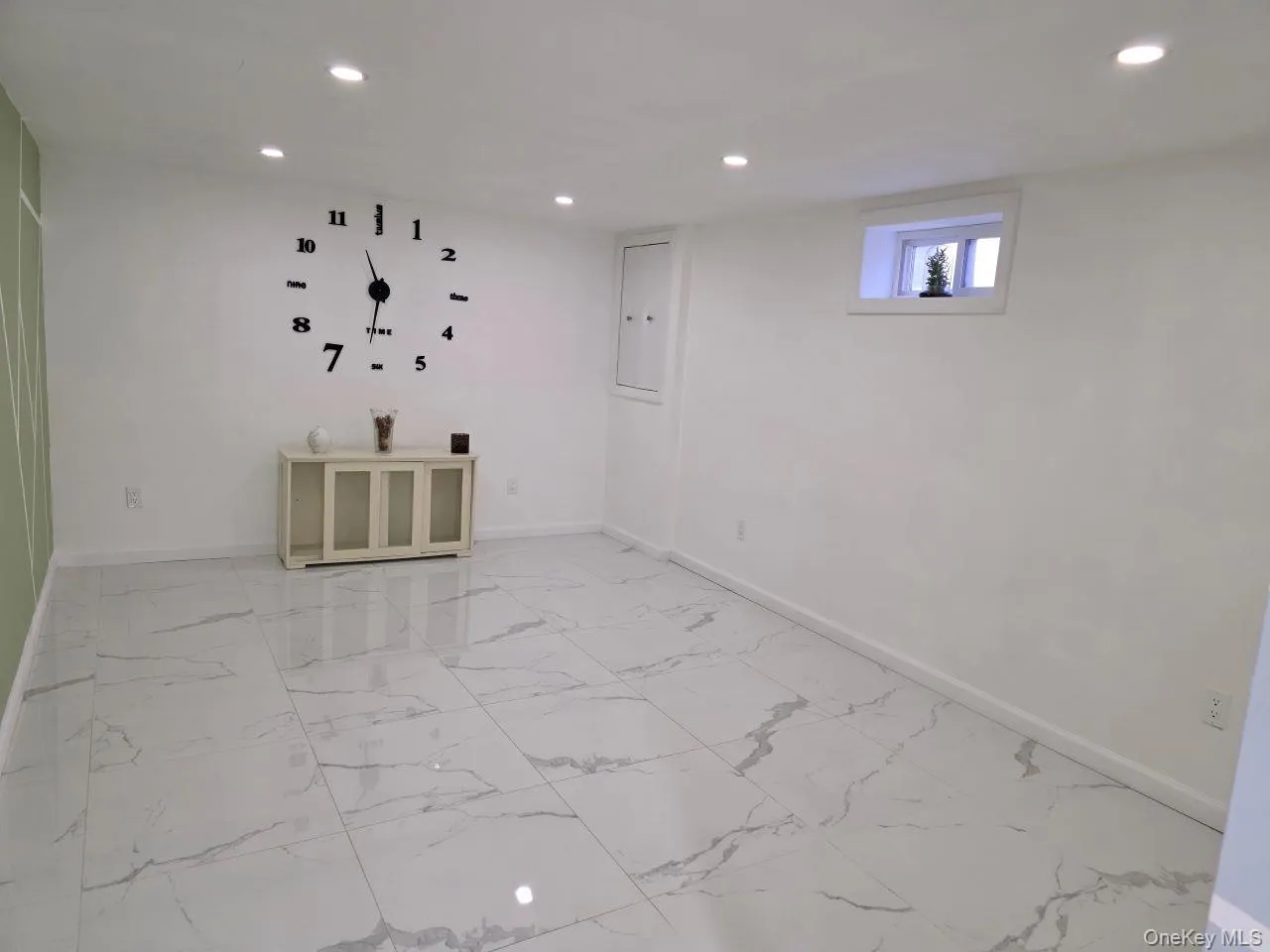 30 Aberdeen Road, Hempstead, NY, 6 Bedrooms Bedrooms, 15 Rooms Rooms,3 BathroomsBathrooms,Residential Lease,For Rent,Aberdeen,0,1016860 30 Aberdeen Road, Hempstead, NY, 6 Bedrooms Bedrooms, 15 Rooms Rooms,3 BathroomsBathrooms,Residential Lease,For Rent,Aberdeen,0,1016860