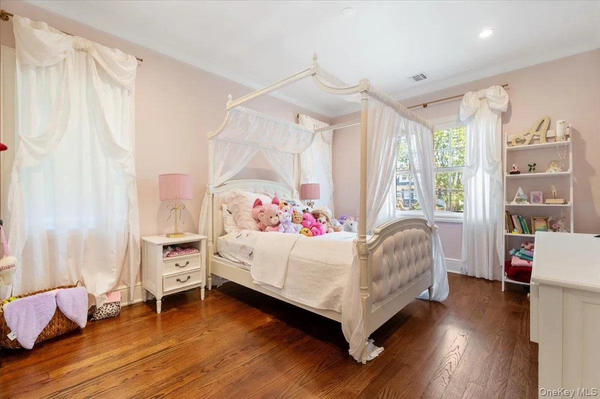 66 Liberty Avenue, Hempstead, NY, 4 Bedrooms Bedrooms, 15 Rooms Rooms,4 BathroomsBathrooms,Residential,For Rent,Liberty,0,1016865 66 Liberty Avenue, Hempstead, NY, 4 Bedrooms Bedrooms, 15 Rooms Rooms,4 BathroomsBathrooms,Residential,For Rent,Liberty,0,1016865