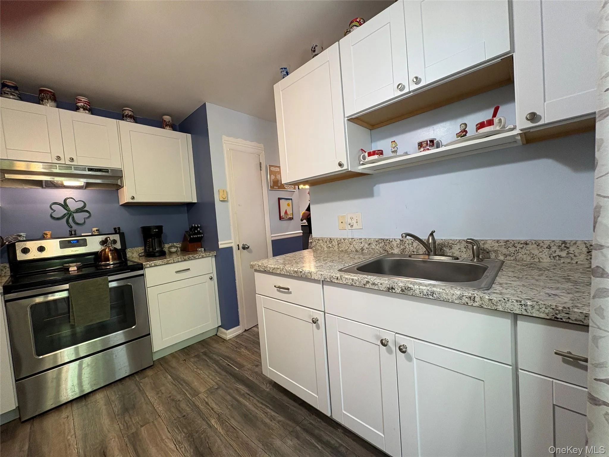 152B Laurance Lane, Brookhaven, NY, 1 Bedroom Bedrooms, 4 Rooms Rooms,1 BathroomBathrooms,Residential,For Rent,Laurance Lane,0,KEY1016866 152B Laurance Lane, Brookhaven, NY, 1 Bedroom Bedrooms, 4 Rooms Rooms,1 BathroomBathrooms,Residential,For Rent,Laurance Lane,0,KEY1016866