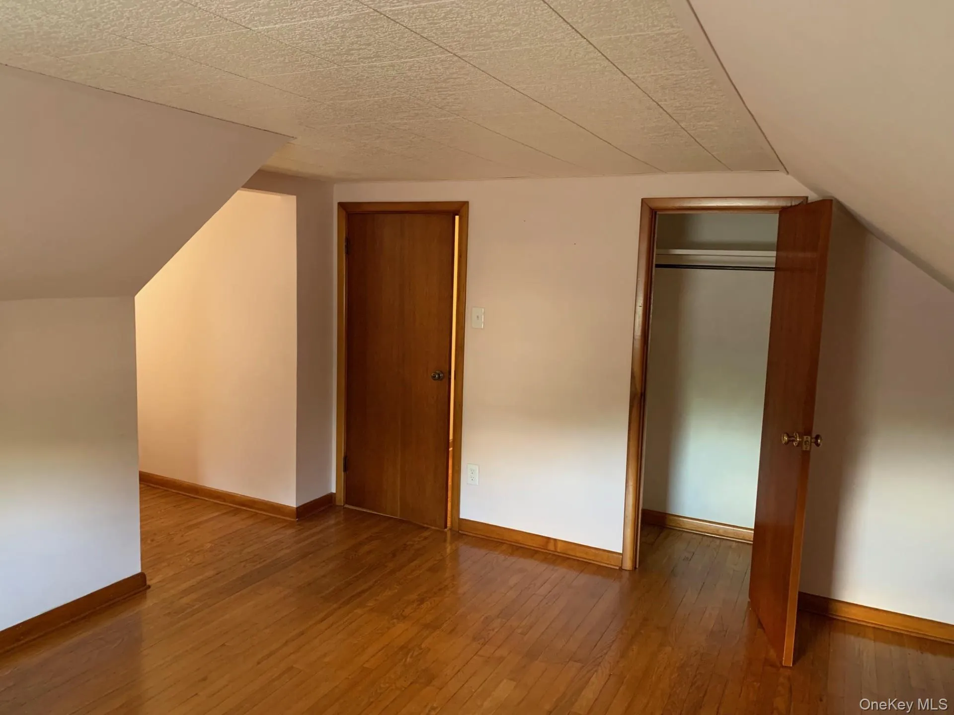 10 Wood Avenue, Philipstown, NY, 4 Bedrooms Bedrooms, 8 Rooms Rooms,2 BathroomsBathrooms,Residential,For Rent,Wood,0,KEY1016867 10 Wood Avenue, Philipstown, NY, 4 Bedrooms Bedrooms, 8 Rooms Rooms,2 BathroomsBathrooms,Residential,For Rent,Wood,0,KEY1016867