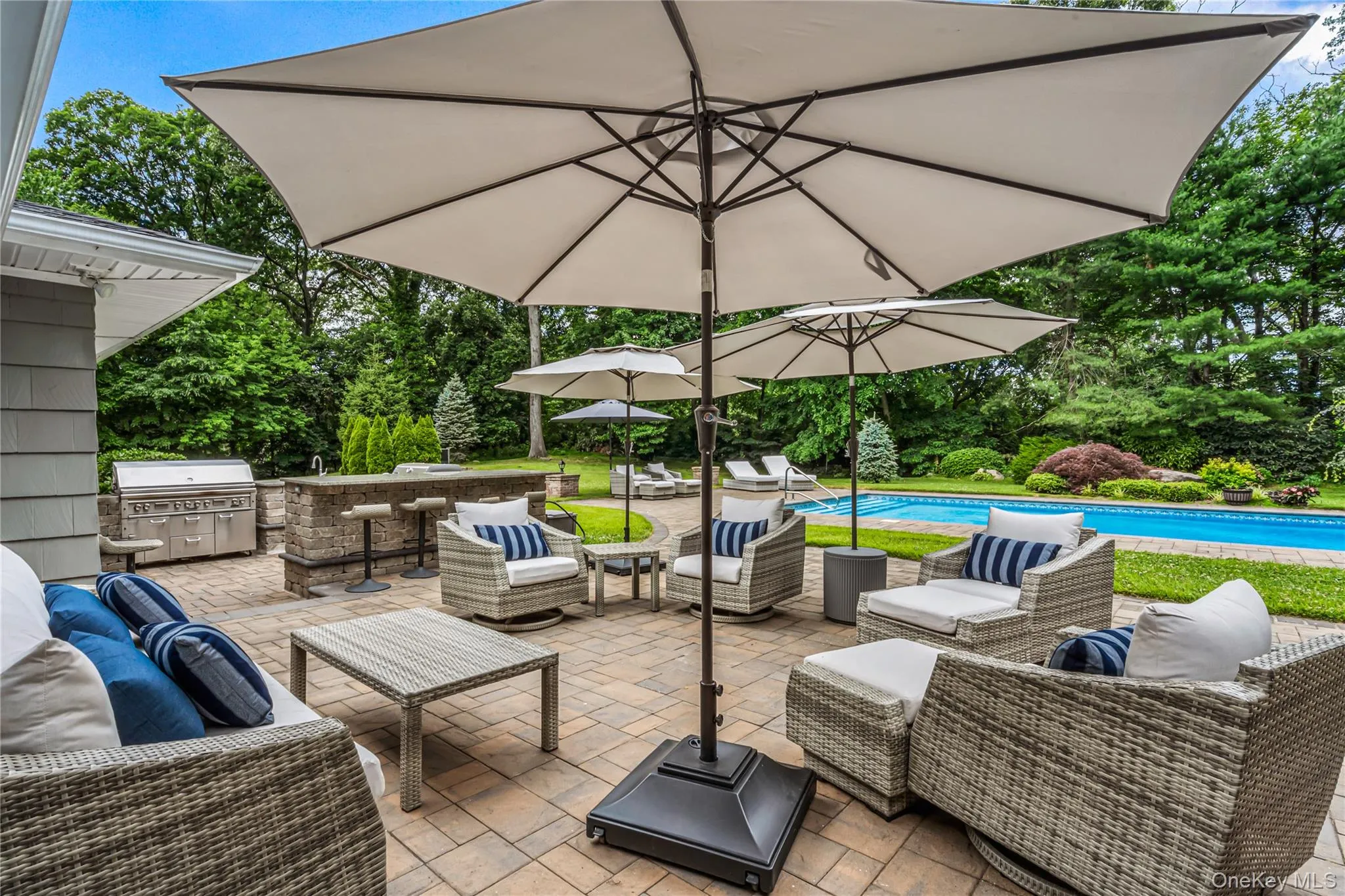 19 Tappentown Lane, Oyster Bay, NY, 4 Bedrooms Bedrooms, 3 Rooms Rooms,3 BathroomsBathrooms,Residential,For Rent,Tappentown,0,KEY1016868 19 Tappentown Lane, Oyster Bay, NY, 4 Bedrooms Bedrooms, 3 Rooms Rooms,3 BathroomsBathrooms,Residential,For Rent,Tappentown,0,KEY1016868