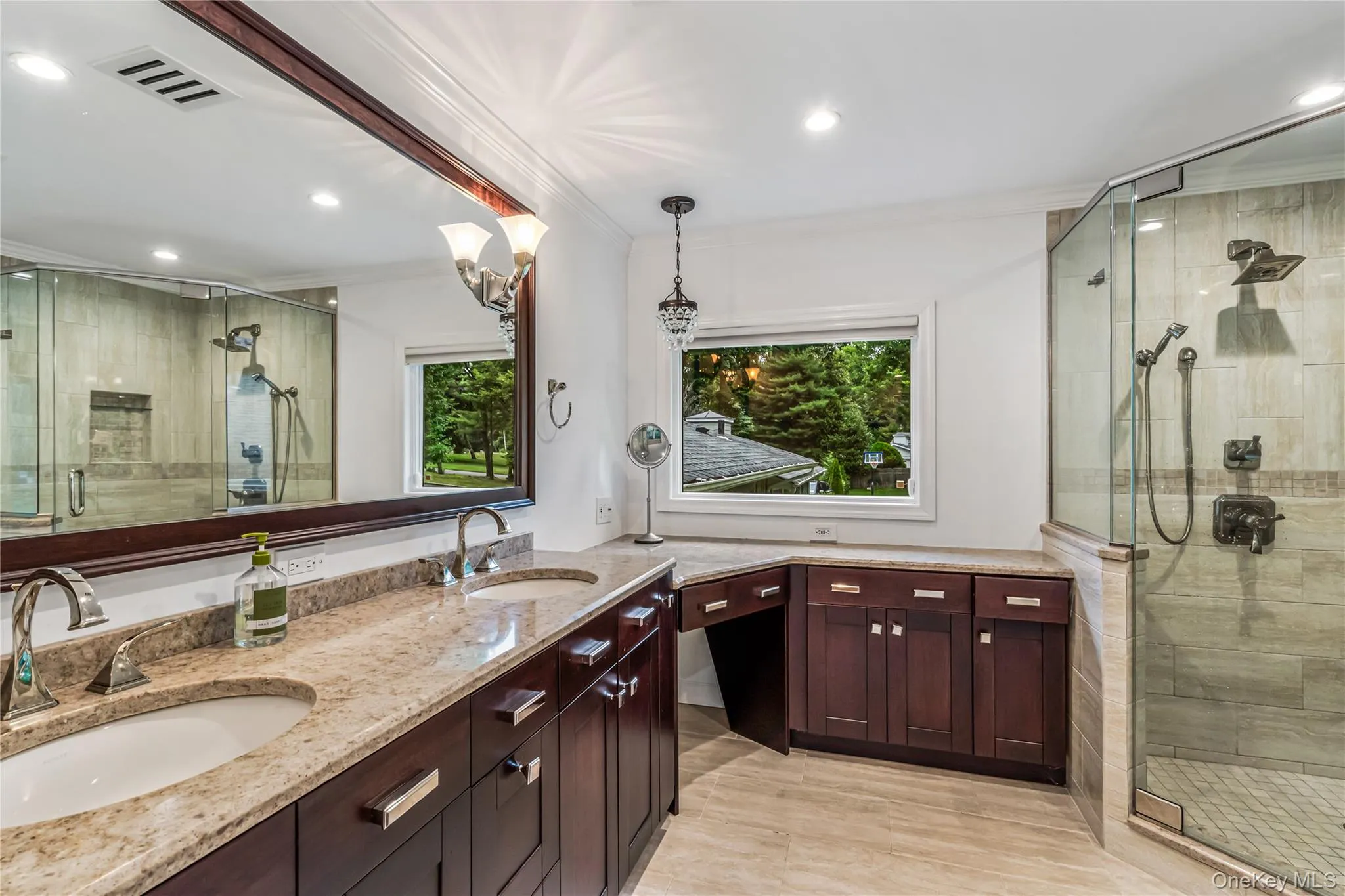 19 Tappentown Lane, Oyster Bay, NY, 4 Bedrooms Bedrooms, 3 Rooms Rooms,3 BathroomsBathrooms,Residential,For Rent,Tappentown,0,KEY1016868 19 Tappentown Lane, Oyster Bay, NY, 4 Bedrooms Bedrooms, 3 Rooms Rooms,3 BathroomsBathrooms,Residential,For Rent,Tappentown,0,KEY1016868