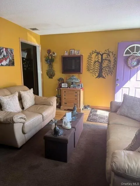 23 Landscape Drive, Babylon, NY, 5 Bedrooms Bedrooms, 10 Rooms Rooms,3 BathroomsBathrooms,Residential,For Rent,Landscape,0,1016869 23 Landscape Drive, Babylon, NY, 5 Bedrooms Bedrooms, 10 Rooms Rooms,3 BathroomsBathrooms,Residential,For Rent,Landscape,0,1016869