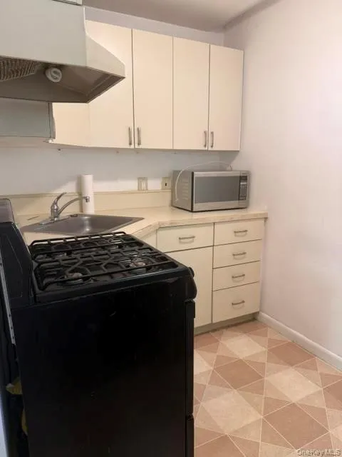 23 Landscape Drive, Babylon, NY, 5 Bedrooms Bedrooms, 10 Rooms Rooms,3 BathroomsBathrooms,Residential,For Rent,Landscape,0,1016869 23 Landscape Drive, Babylon, NY, 5 Bedrooms Bedrooms, 10 Rooms Rooms,3 BathroomsBathrooms,Residential,For Rent,Landscape,0,1016869