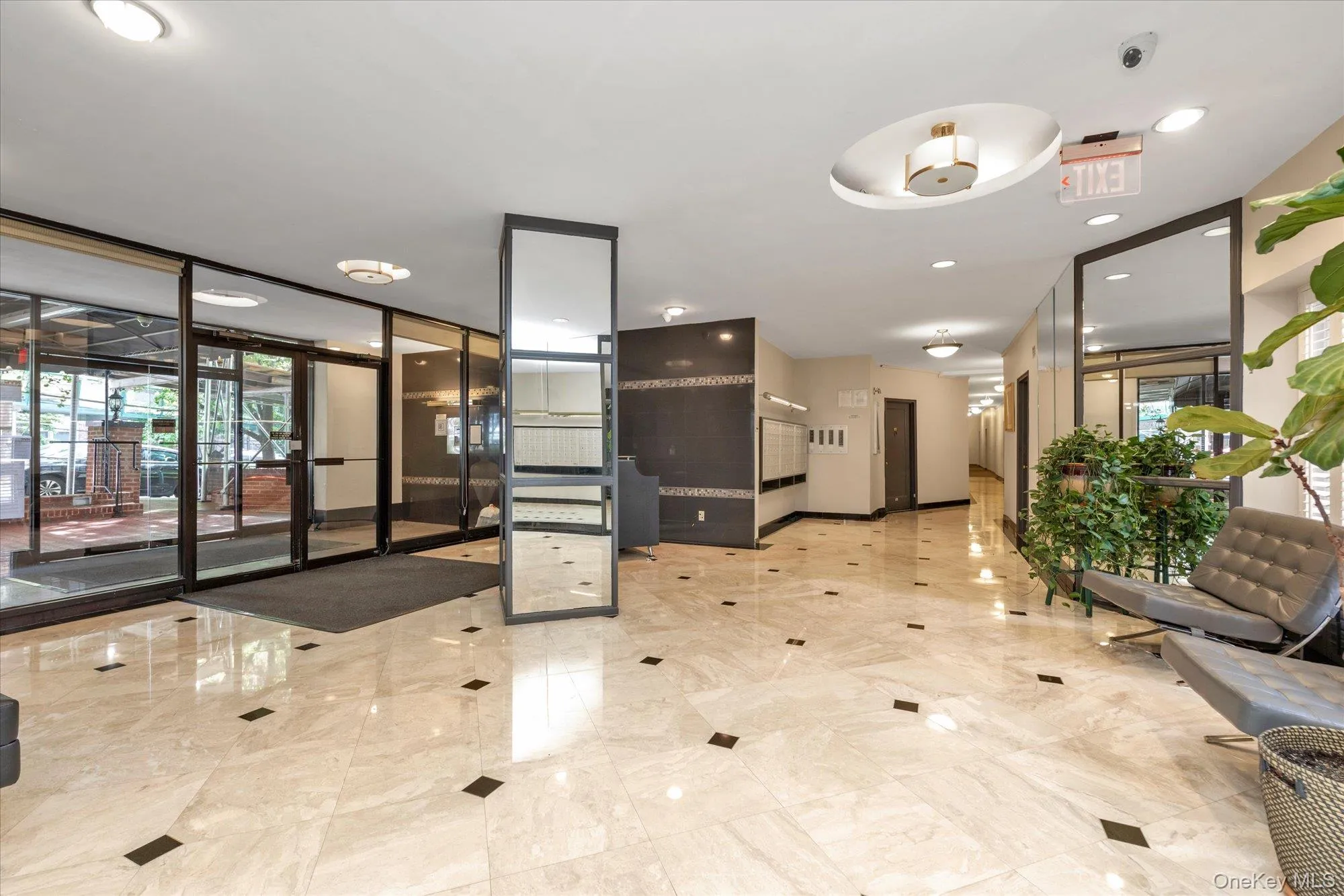 67-30 Clyde Street, New York, NY, 1 Bedroom Bedrooms, 4 Rooms Rooms,1 BathroomBathrooms,Residential,For Rent,Clyde,0,KEY1016870 67-30 Clyde Street, New York, NY, 1 Bedroom Bedrooms, 4 Rooms Rooms,1 BathroomBathrooms,Residential,For Rent,Clyde,0,KEY1016870