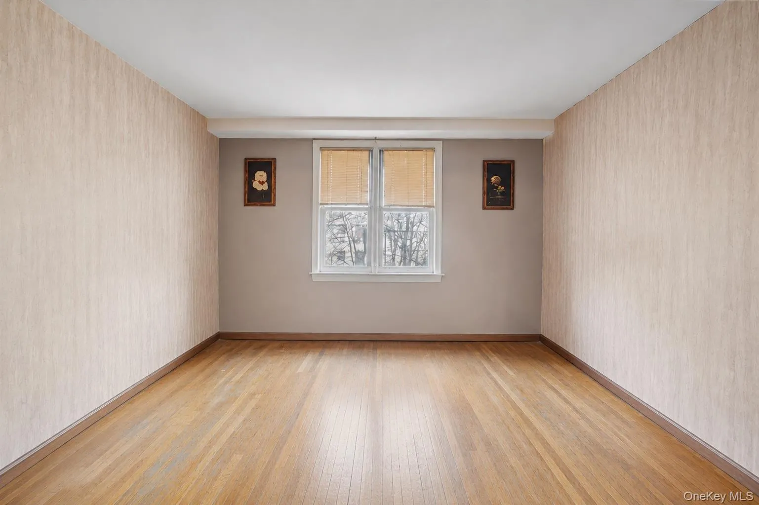 2640 Marion, New York, NY, 5 Rooms Rooms,1 BathroomBathrooms,Residential,For Rent,Marion,0,1016873 2640 Marion, New York, NY, 5 Rooms Rooms,1 BathroomBathrooms,Residential,For Rent,Marion,0,1016873