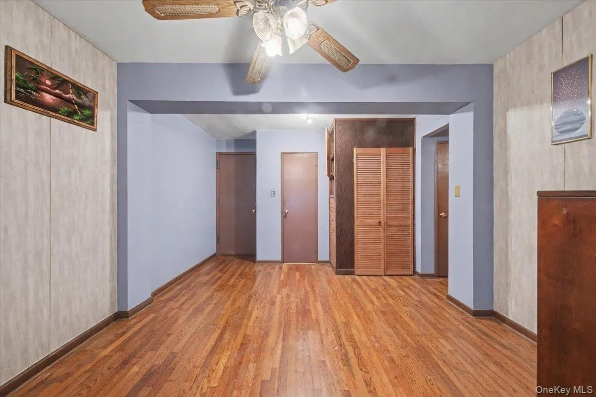 2640 Marion, New York, NY, 5 Rooms Rooms,1 BathroomBathrooms,Residential,For Rent,Marion,0,1016873 2640 Marion, New York, NY, 5 Rooms Rooms,1 BathroomBathrooms,Residential,For Rent,Marion,0,1016873