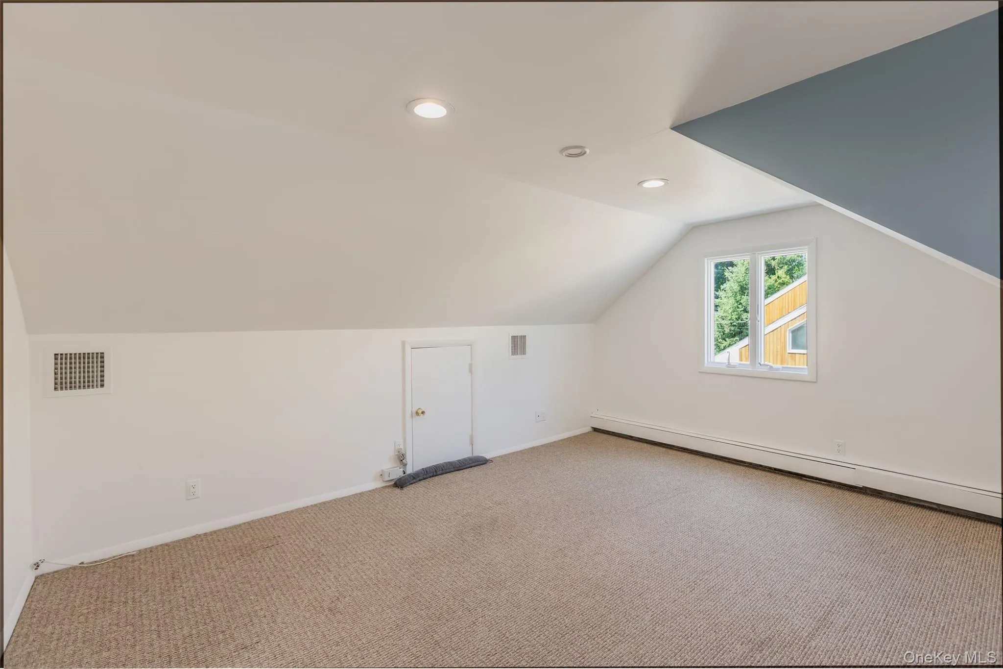 306 5th Avenue, Huntington, NY, 1 Bedroom Bedrooms, 2 Rooms Rooms,1 BathroomBathrooms,Residential Lease,For Rent,5th,0,1016874 306 5th Avenue, Huntington, NY, 1 Bedroom Bedrooms, 2 Rooms Rooms,1 BathroomBathrooms,Residential Lease,For Rent,5th,0,1016874