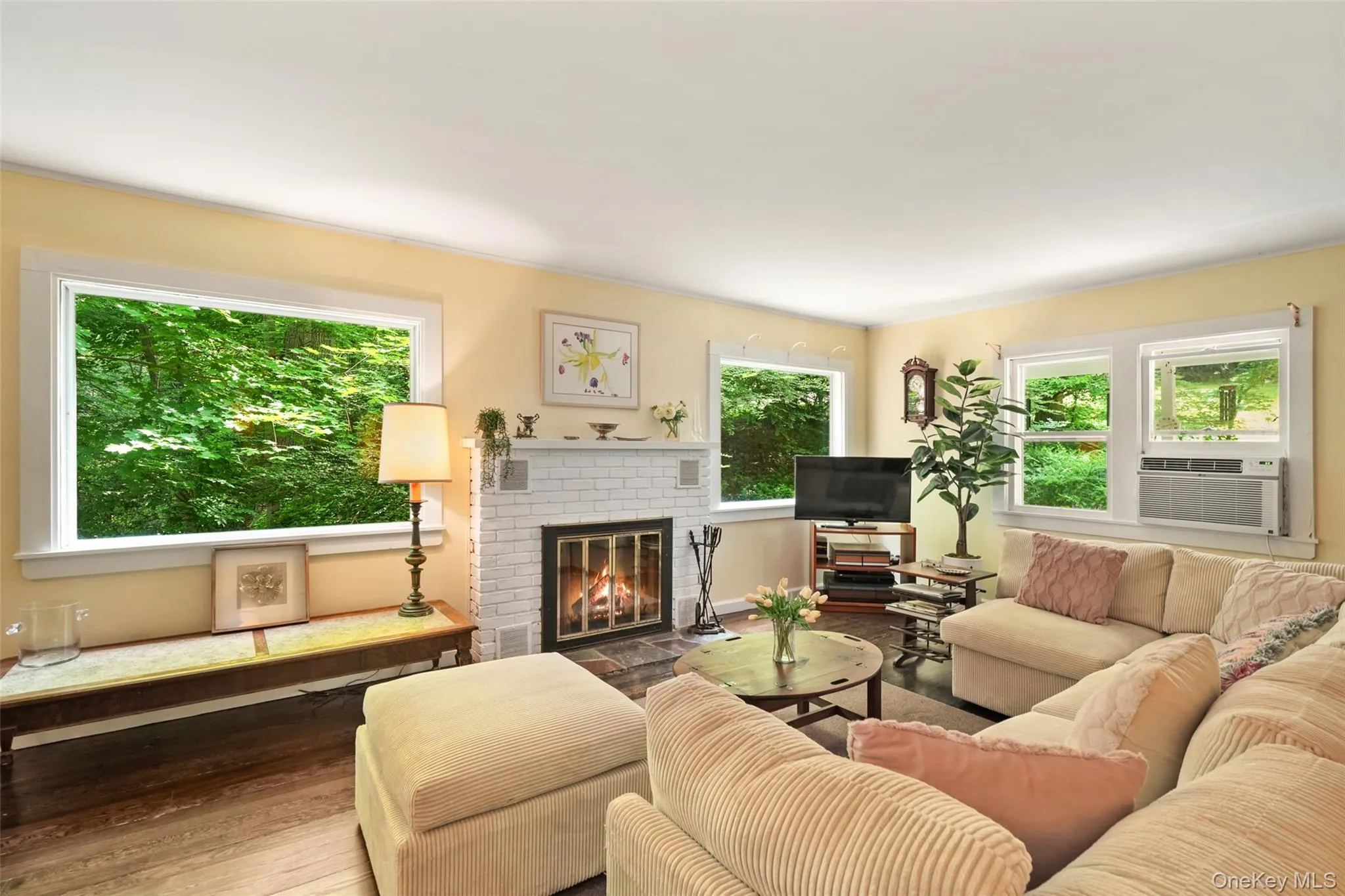 1017 Quaker Bridge Road, Cortlandt, NY, 2 Bedrooms Bedrooms, 5 Rooms Rooms,2 BathroomsBathrooms,Residential,For Rent,Quaker Bridge,0,1016875 1017 Quaker Bridge Road, Cortlandt, NY, 2 Bedrooms Bedrooms, 5 Rooms Rooms,2 BathroomsBathrooms,Residential,For Rent,Quaker Bridge,0,1016875