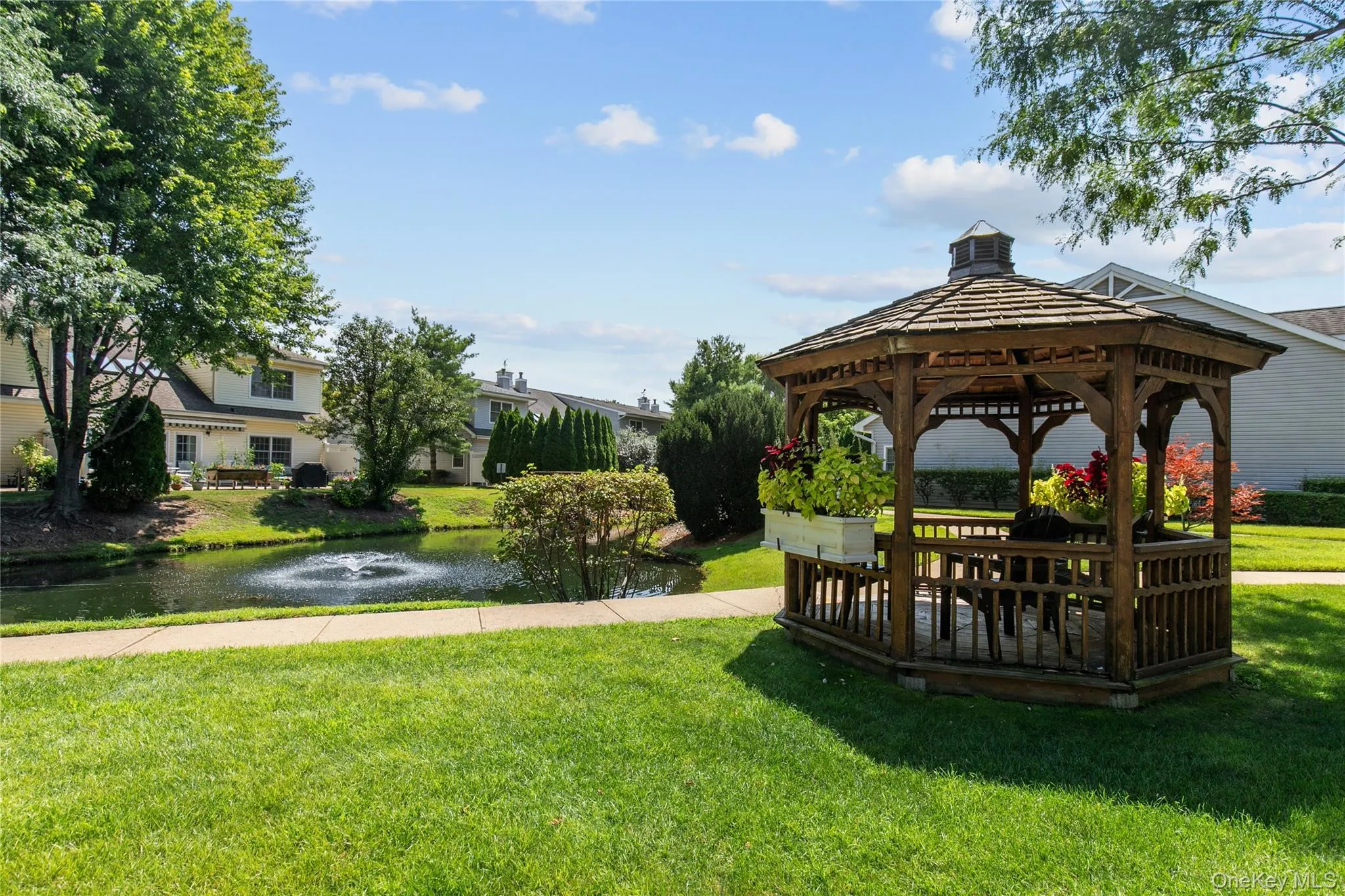 46 Miro Place, North Hempstead, NY, 2 Bedrooms Bedrooms, 5 Rooms Rooms,2 BathroomsBathrooms,Residential,For Rent,Miro,0,1016877 46 Miro Place, North Hempstead, NY, 2 Bedrooms Bedrooms, 5 Rooms Rooms,2 BathroomsBathrooms,Residential,For Rent,Miro,0,1016877