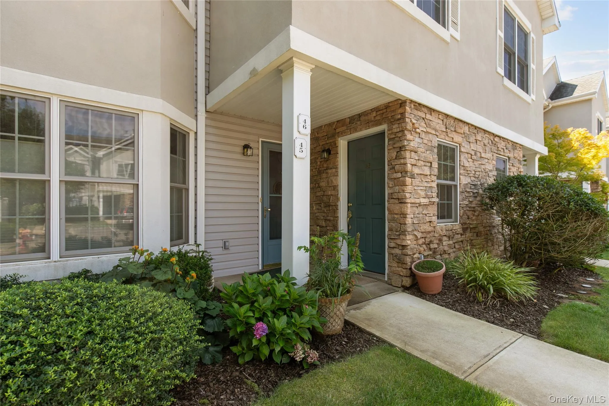 46 Miro Place, North Hempstead, NY, 2 Bedrooms Bedrooms, 5 Rooms Rooms,2 BathroomsBathrooms,Residential,For Rent,Miro,0,1016877 46 Miro Place, North Hempstead, NY, 2 Bedrooms Bedrooms, 5 Rooms Rooms,2 BathroomsBathrooms,Residential,For Rent,Miro,0,1016877