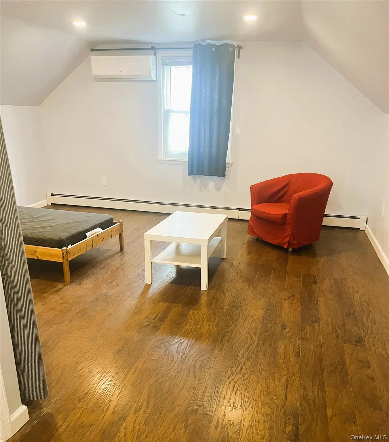 82-30 168th Street, New York, NY, 4 Bedrooms Bedrooms, 6 Rooms Rooms,2 BathroomsBathrooms,Residential,For Rent,168th,0,KEY1016882 82-30 168th Street, New York, NY, 4 Bedrooms Bedrooms, 6 Rooms Rooms,2 BathroomsBathrooms,Residential,For Rent,168th,0,KEY1016882