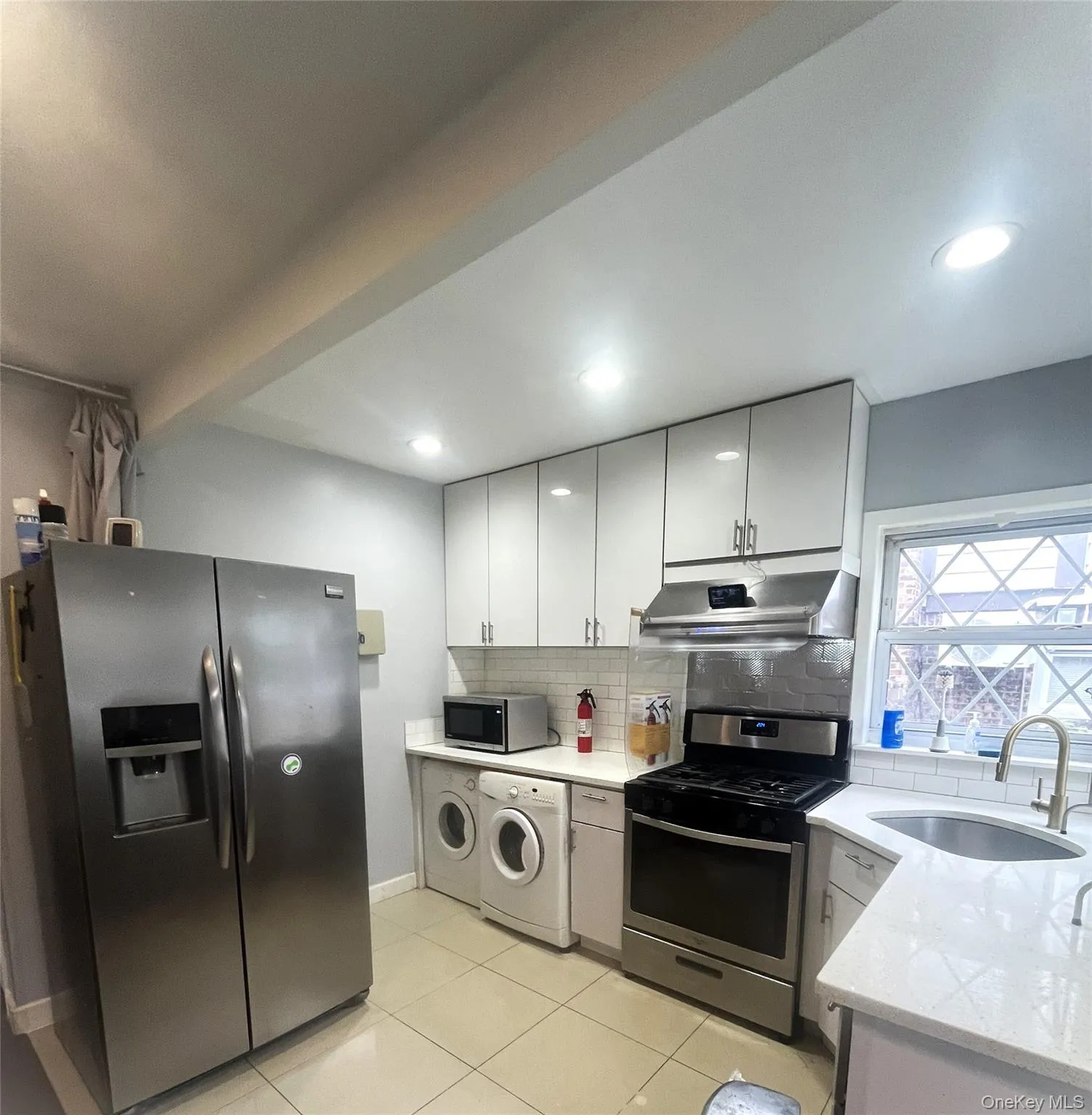 82-30 168th Street, New York, NY, 4 Bedrooms Bedrooms, 6 Rooms Rooms,2 BathroomsBathrooms,Residential,For Rent,168th,0,KEY1016882 82-30 168th Street, New York, NY, 4 Bedrooms Bedrooms, 6 Rooms Rooms,2 BathroomsBathrooms,Residential,For Rent,168th,0,KEY1016882