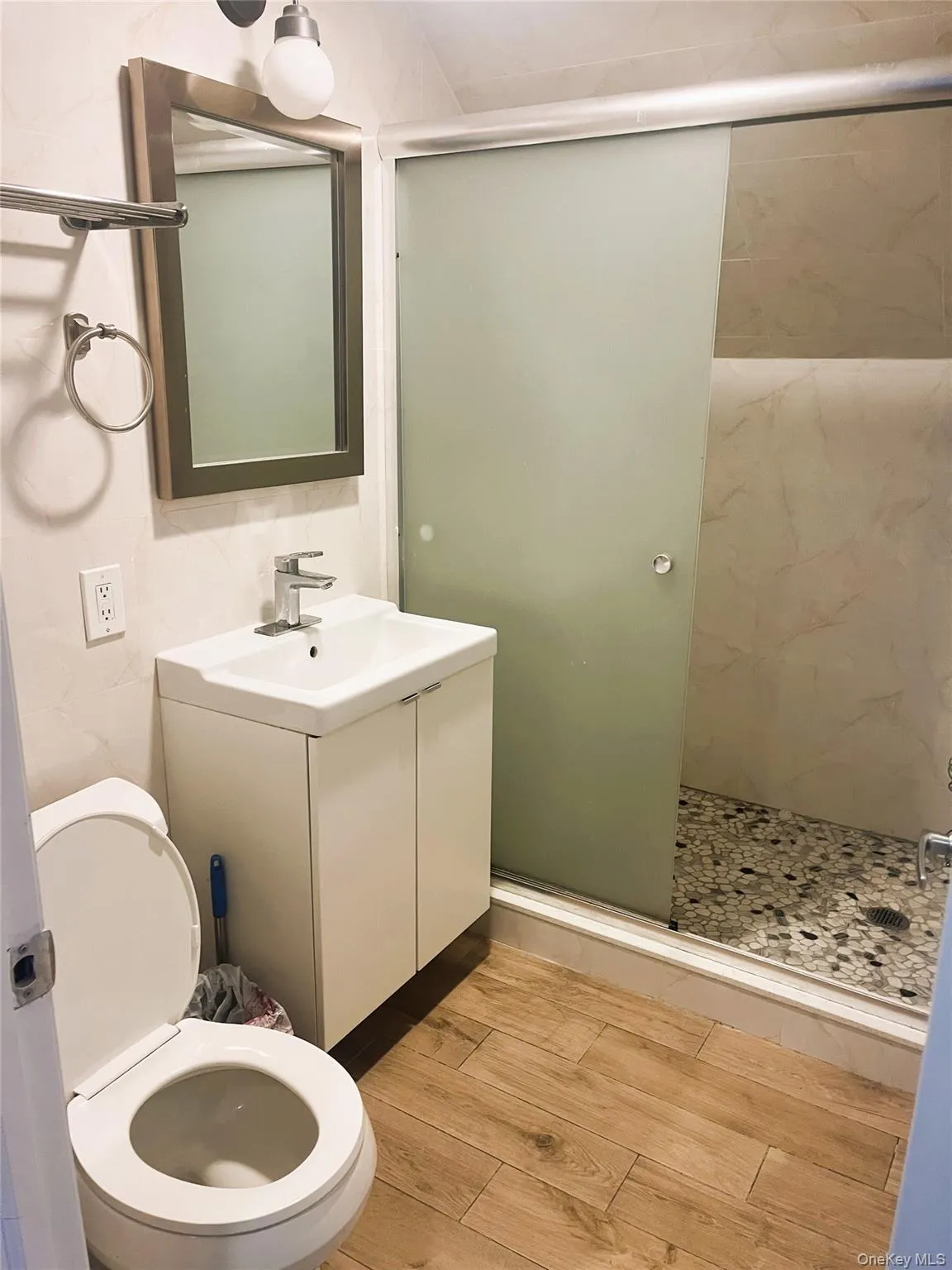 82-30 168th Street, New York, NY, 4 Bedrooms Bedrooms, 6 Rooms Rooms,2 BathroomsBathrooms,Residential,For Rent,168th,0,KEY1016882 82-30 168th Street, New York, NY, 4 Bedrooms Bedrooms, 6 Rooms Rooms,2 BathroomsBathrooms,Residential,For Rent,168th,0,KEY1016882