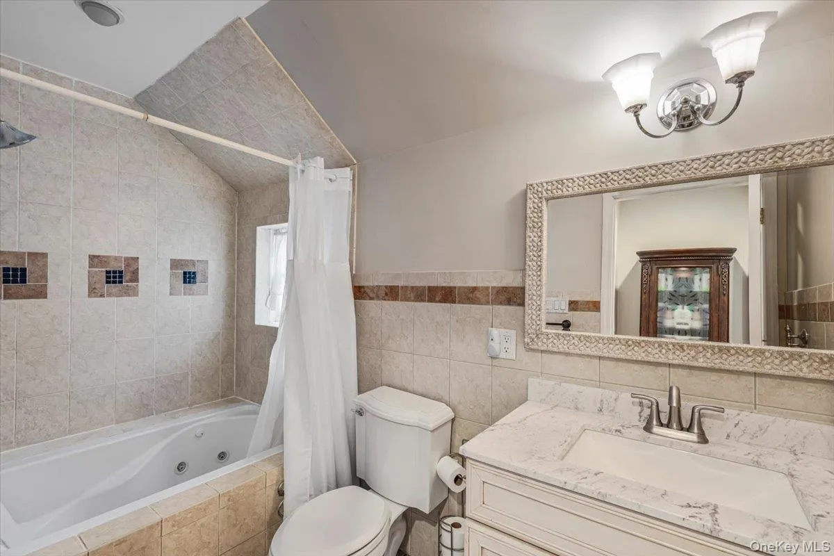 Second floor bath Second floor bath