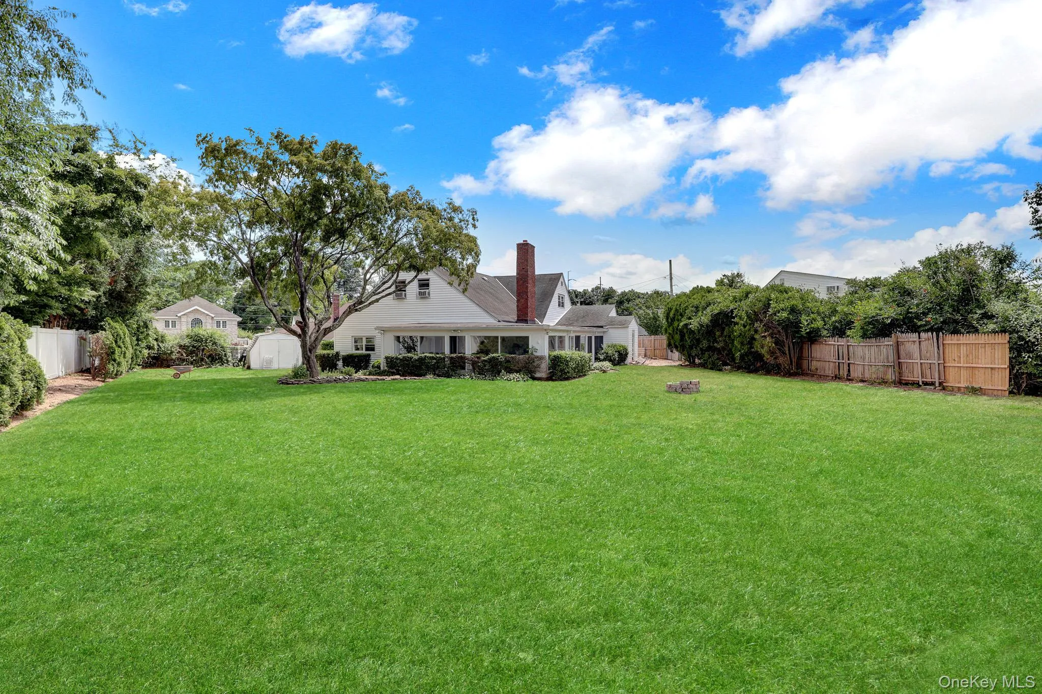 16 Texas Court, Oyster Bay, NY, 6 Bedrooms Bedrooms, 10 Rooms Rooms,2 BathroomsBathrooms,Residential,For Rent,Texas,0,1016888 16 Texas Court, Oyster Bay, NY, 6 Bedrooms Bedrooms, 10 Rooms Rooms,2 BathroomsBathrooms,Residential,For Rent,Texas,0,1016888