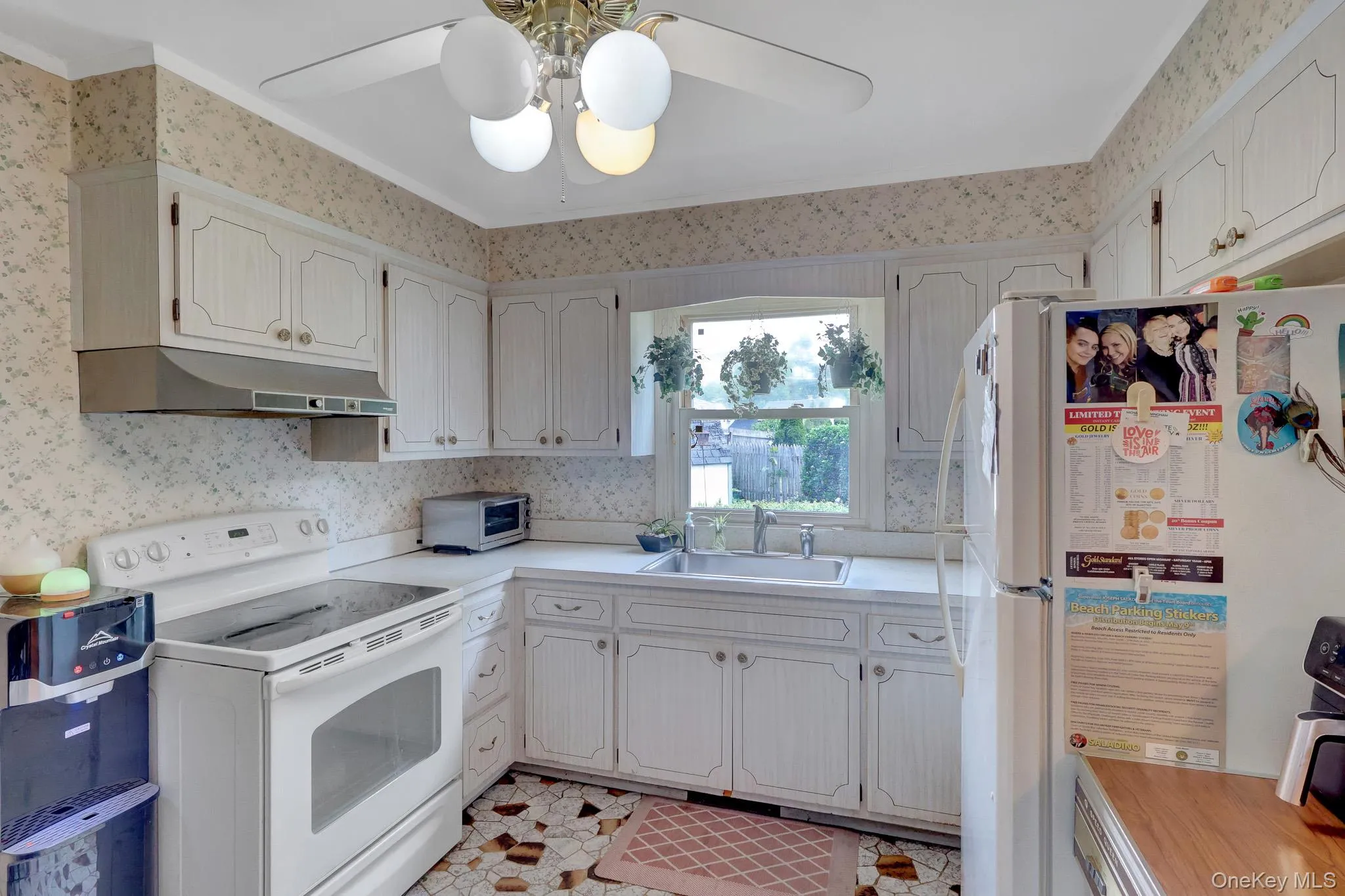 16 Texas Court, Oyster Bay, NY, 6 Bedrooms Bedrooms, 10 Rooms Rooms,2 BathroomsBathrooms,Residential,For Rent,Texas,0,1016888 16 Texas Court, Oyster Bay, NY, 6 Bedrooms Bedrooms, 10 Rooms Rooms,2 BathroomsBathrooms,Residential,For Rent,Texas,0,1016888