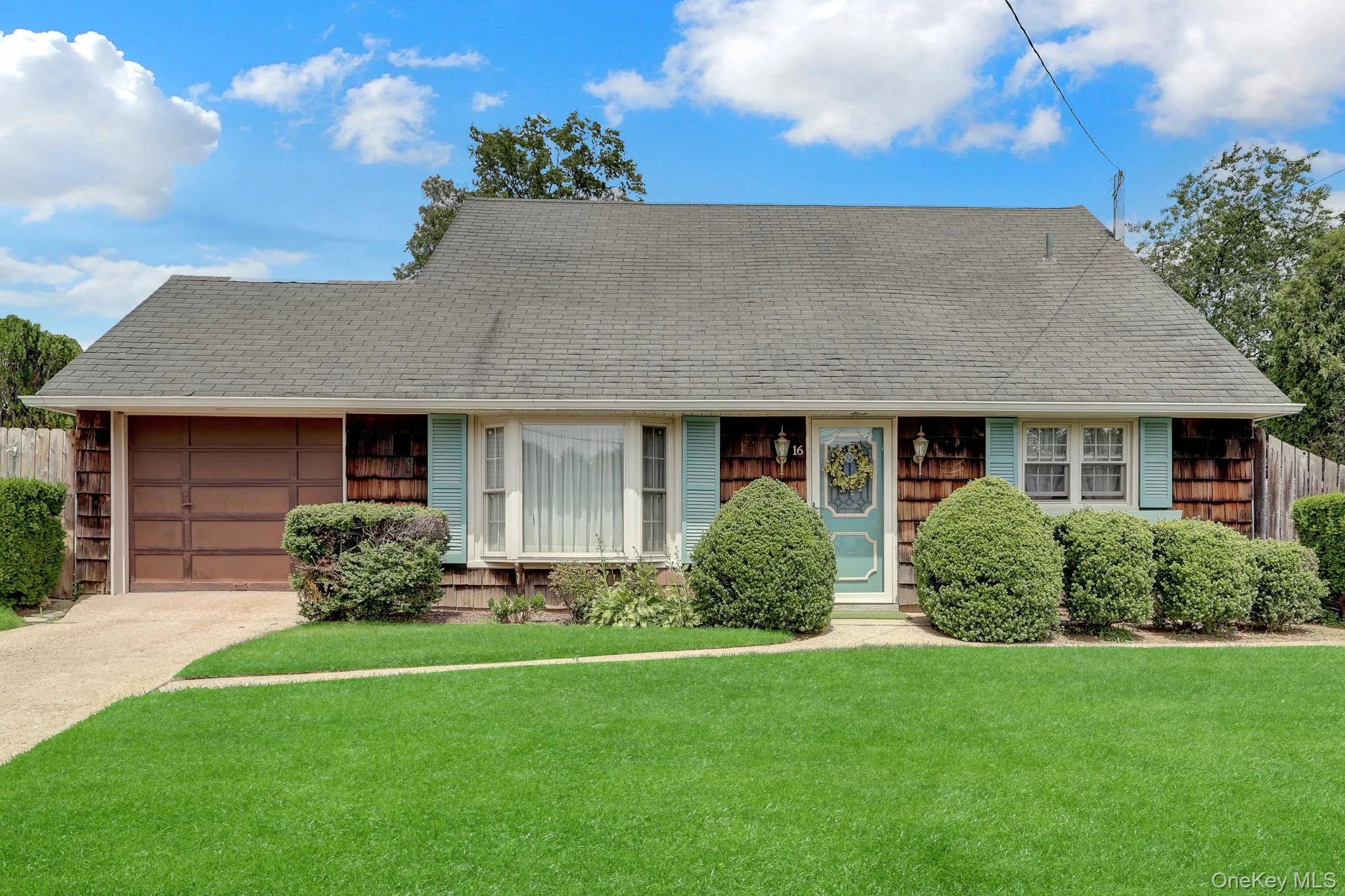 16 Texas Court, Oyster Bay, NY, 6 Bedrooms Bedrooms, 10 Rooms Rooms,2 BathroomsBathrooms,Residential,For Rent,Texas,0,1016888 16 Texas Court, Oyster Bay, NY, 6 Bedrooms Bedrooms, 10 Rooms Rooms,2 BathroomsBathrooms,Residential,For Rent,Texas,0,1016888