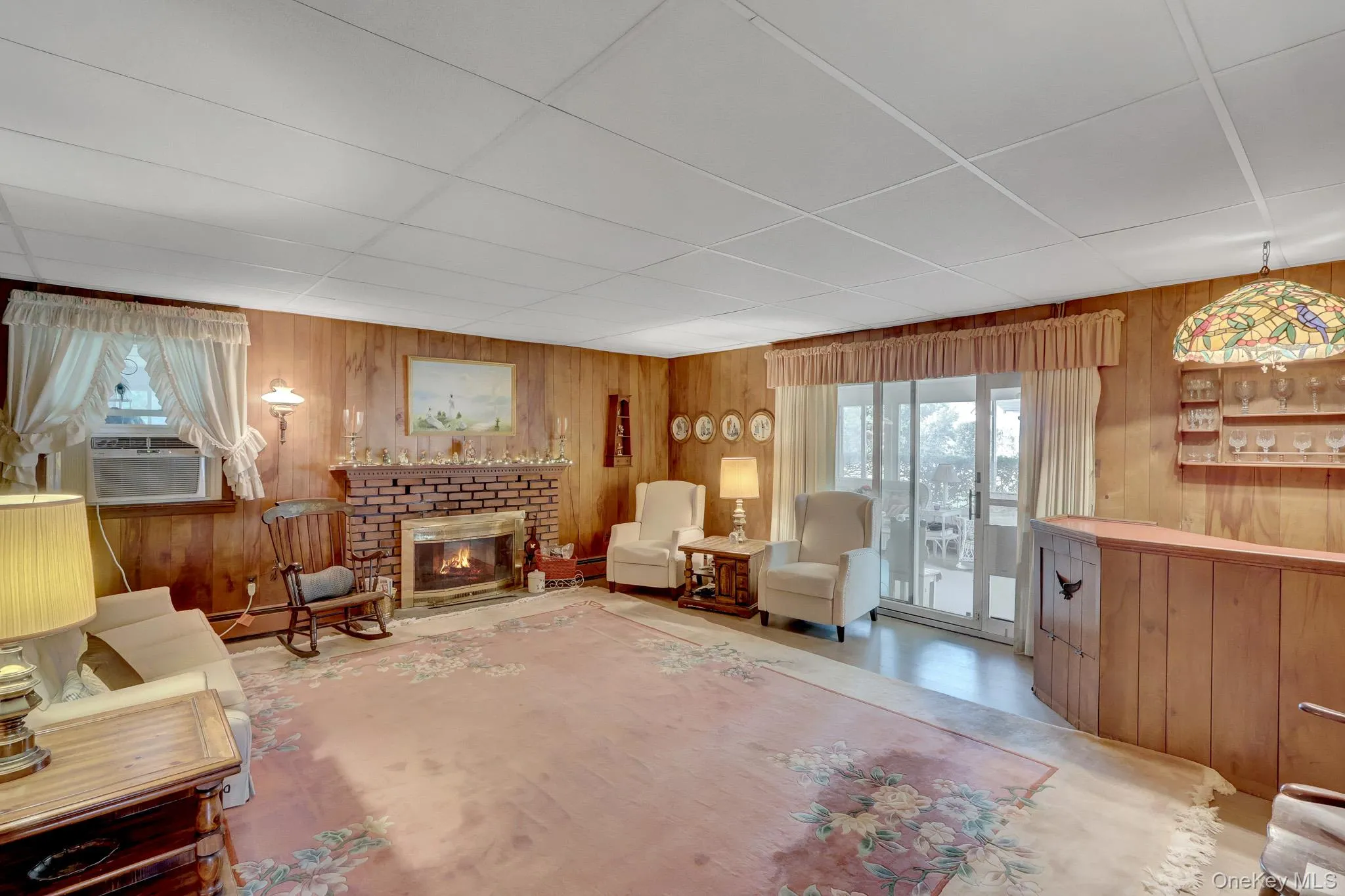 16 Texas Court, Oyster Bay, NY, 6 Bedrooms Bedrooms, 10 Rooms Rooms,2 BathroomsBathrooms,Residential,For Rent,Texas,0,1016888 16 Texas Court, Oyster Bay, NY, 6 Bedrooms Bedrooms, 10 Rooms Rooms,2 BathroomsBathrooms,Residential,For Rent,Texas,0,1016888