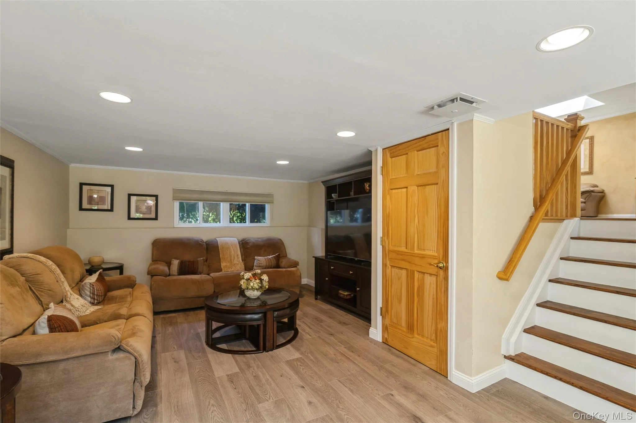 204 Halsey Avenue, Oyster Bay, NY, 3 Bedrooms Bedrooms, 7 Rooms Rooms,2 BathroomsBathrooms,Residential,For Rent,Halsey,0,KEY1016892 204 Halsey Avenue, Oyster Bay, NY, 3 Bedrooms Bedrooms, 7 Rooms Rooms,2 BathroomsBathrooms,Residential,For Rent,Halsey,0,KEY1016892