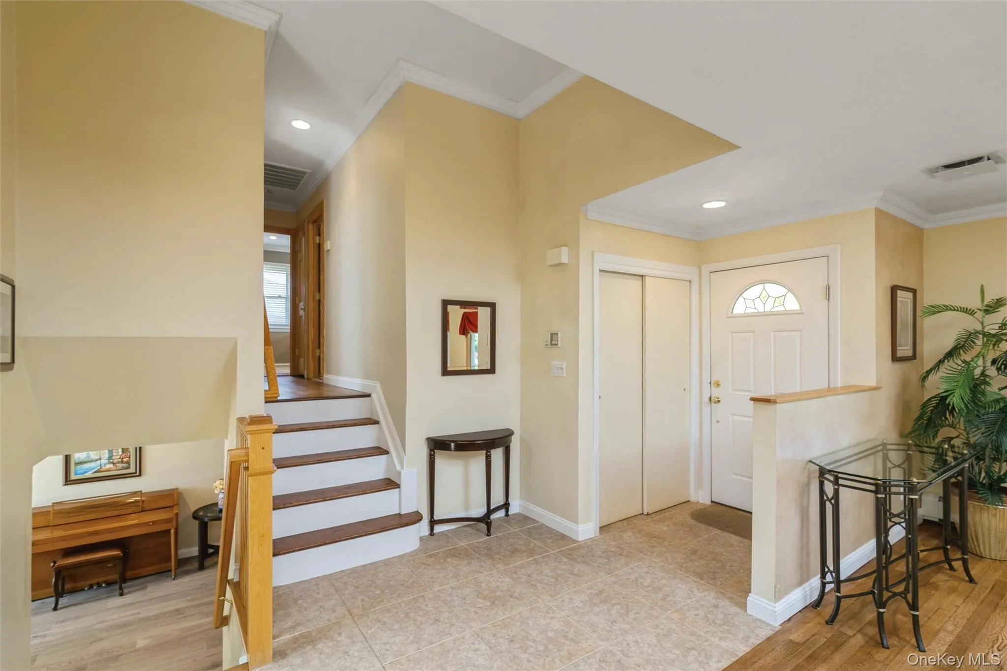 204 Halsey Avenue, Oyster Bay, NY, 3 Bedrooms Bedrooms, 7 Rooms Rooms,2 BathroomsBathrooms,Residential,For Rent,Halsey,0,KEY1016892 204 Halsey Avenue, Oyster Bay, NY, 3 Bedrooms Bedrooms, 7 Rooms Rooms,2 BathroomsBathrooms,Residential,For Rent,Halsey,0,KEY1016892