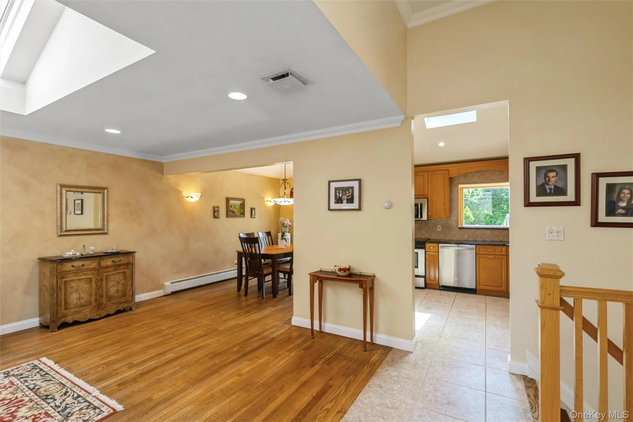 204 Halsey Avenue, Oyster Bay, NY, 3 Bedrooms Bedrooms, 7 Rooms Rooms,2 BathroomsBathrooms,Residential,For Rent,Halsey,0,KEY1016892 204 Halsey Avenue, Oyster Bay, NY, 3 Bedrooms Bedrooms, 7 Rooms Rooms,2 BathroomsBathrooms,Residential,For Rent,Halsey,0,KEY1016892