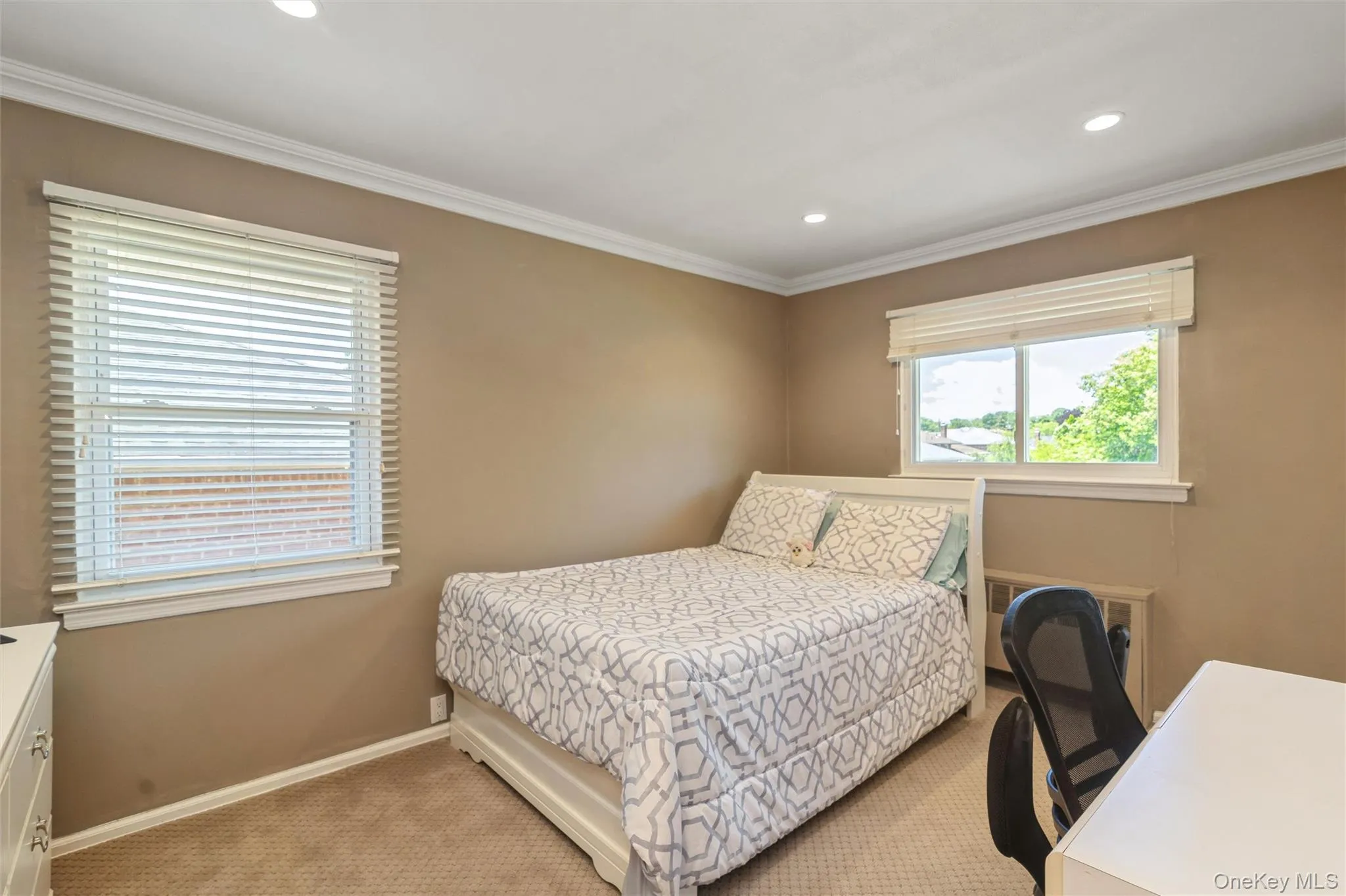 204 Halsey Avenue, Oyster Bay, NY, 3 Bedrooms Bedrooms, 7 Rooms Rooms,2 BathroomsBathrooms,Residential,For Rent,Halsey,0,KEY1016892 204 Halsey Avenue, Oyster Bay, NY, 3 Bedrooms Bedrooms, 7 Rooms Rooms,2 BathroomsBathrooms,Residential,For Rent,Halsey,0,KEY1016892