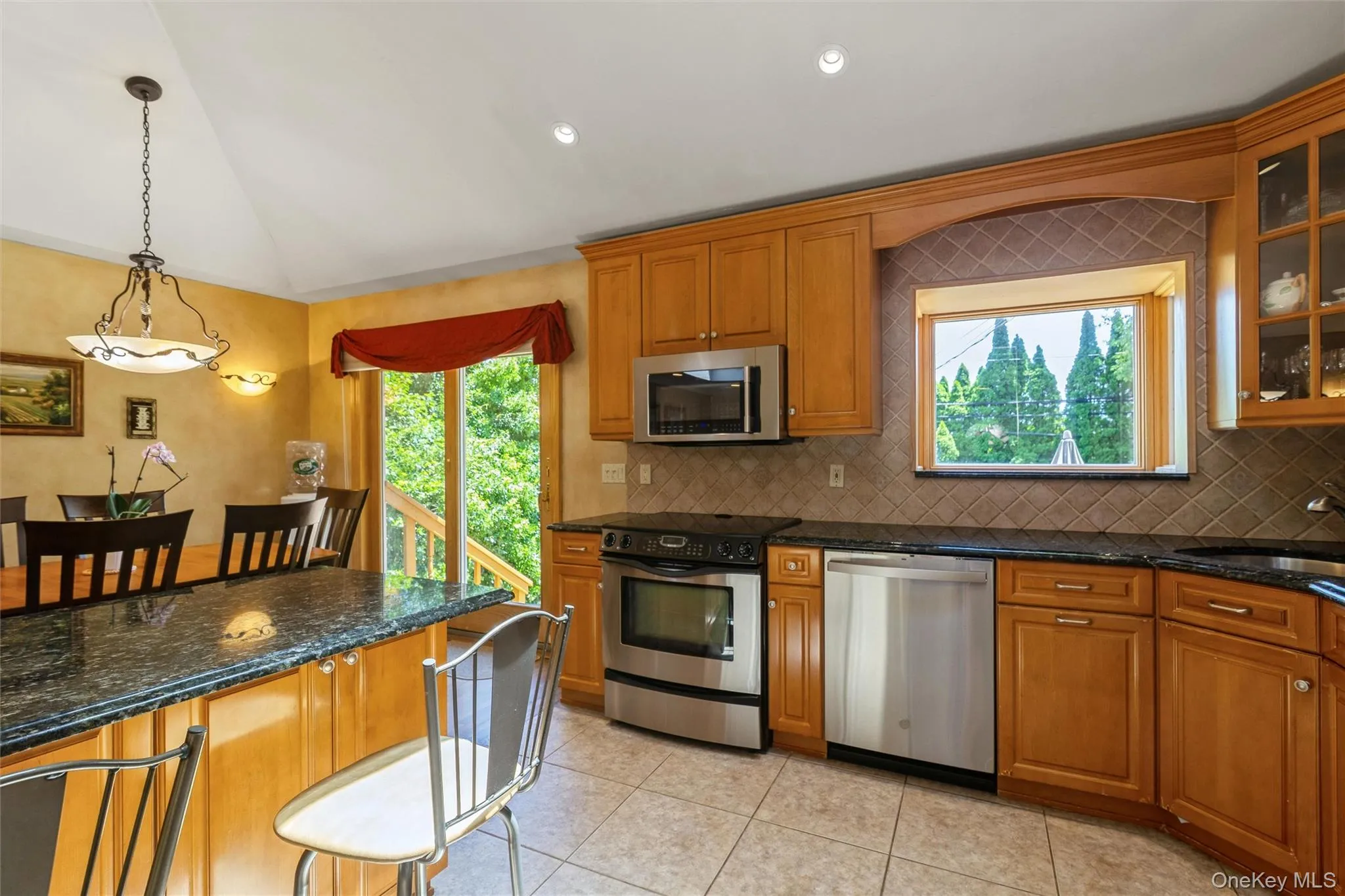 204 Halsey Avenue, Oyster Bay, NY, 3 Bedrooms Bedrooms, 7 Rooms Rooms,2 BathroomsBathrooms,Residential,For Rent,Halsey,0,KEY1016892 204 Halsey Avenue, Oyster Bay, NY, 3 Bedrooms Bedrooms, 7 Rooms Rooms,2 BathroomsBathrooms,Residential,For Rent,Halsey,0,KEY1016892