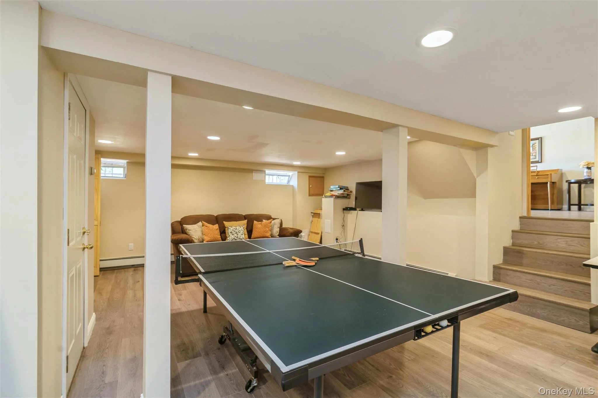 204 Halsey Avenue, Oyster Bay, NY, 3 Bedrooms Bedrooms, 7 Rooms Rooms,2 BathroomsBathrooms,Residential,For Rent,Halsey,0,KEY1016892 204 Halsey Avenue, Oyster Bay, NY, 3 Bedrooms Bedrooms, 7 Rooms Rooms,2 BathroomsBathrooms,Residential,For Rent,Halsey,0,KEY1016892