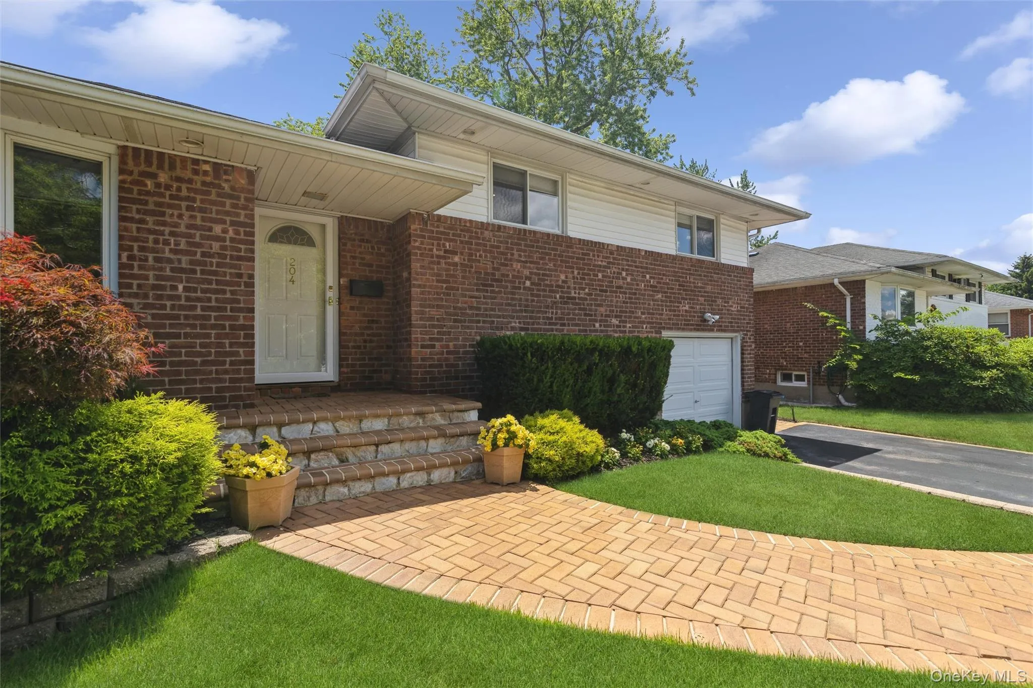 204 Halsey Avenue, Oyster Bay, NY, 3 Bedrooms Bedrooms, 7 Rooms Rooms,2 BathroomsBathrooms,Residential,For Rent,Halsey,0,KEY1016892 204 Halsey Avenue, Oyster Bay, NY, 3 Bedrooms Bedrooms, 7 Rooms Rooms,2 BathroomsBathrooms,Residential,For Rent,Halsey,0,KEY1016892