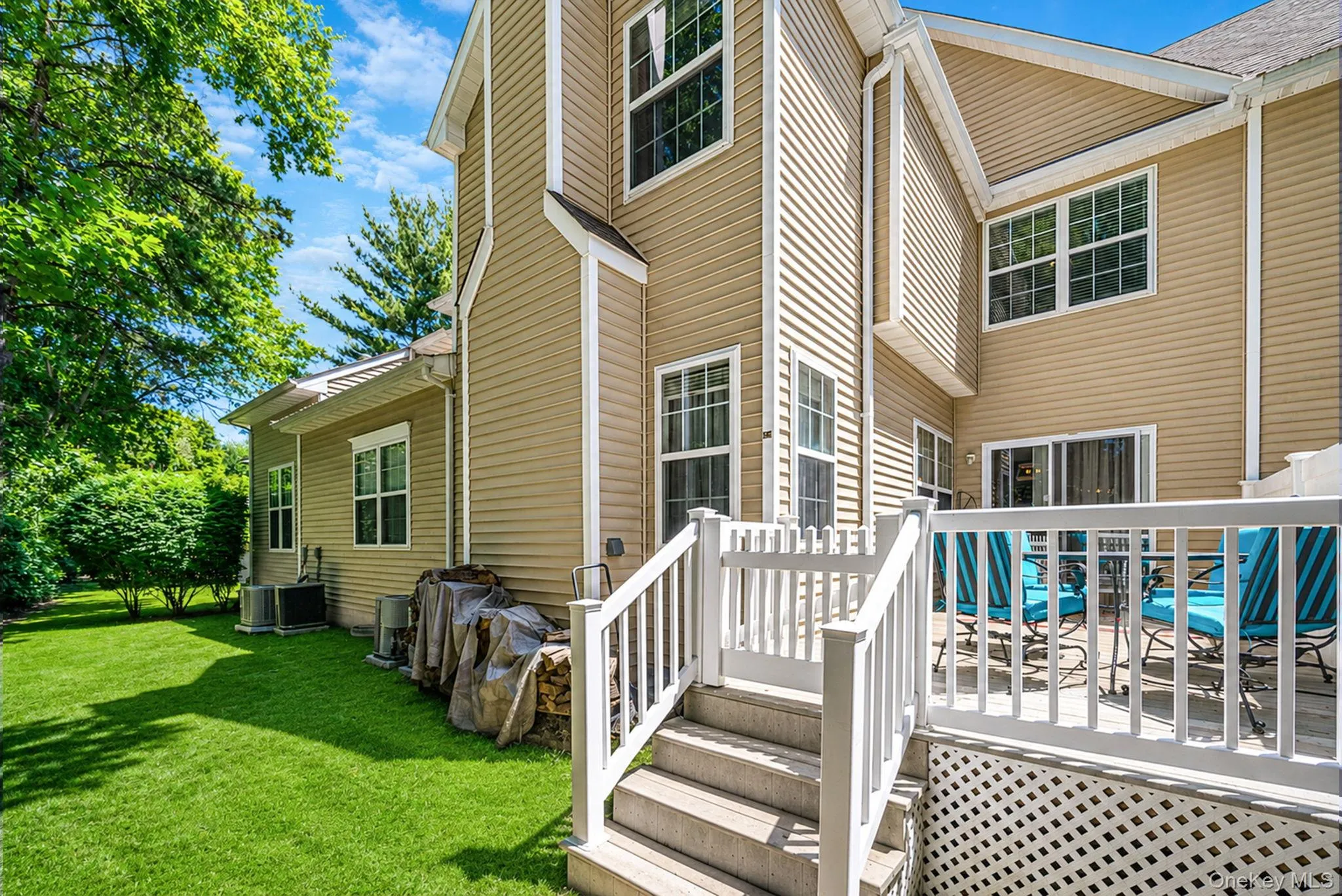 38 Avery Court, Smithtown, NY, 3 Bedrooms Bedrooms, 6 Rooms Rooms,2 BathroomsBathrooms,Residential,For Rent,Avery,0,KEY1016896 38 Avery Court, Smithtown, NY, 3 Bedrooms Bedrooms, 6 Rooms Rooms,2 BathroomsBathrooms,Residential,For Rent,Avery,0,KEY1016896