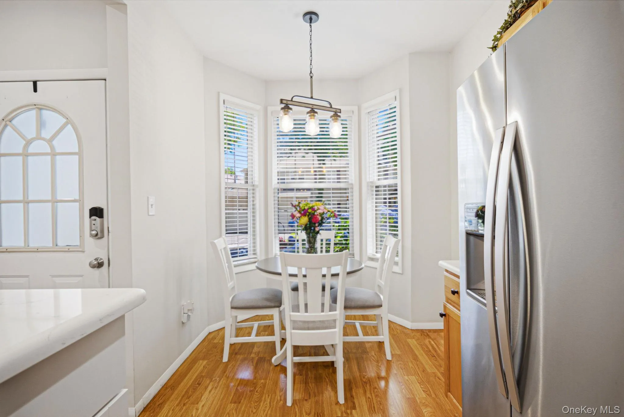38 Avery Court, Smithtown, NY, 3 Bedrooms Bedrooms, 6 Rooms Rooms,2 BathroomsBathrooms,Residential,For Rent,Avery,0,KEY1016896 38 Avery Court, Smithtown, NY, 3 Bedrooms Bedrooms, 6 Rooms Rooms,2 BathroomsBathrooms,Residential,For Rent,Avery,0,KEY1016896