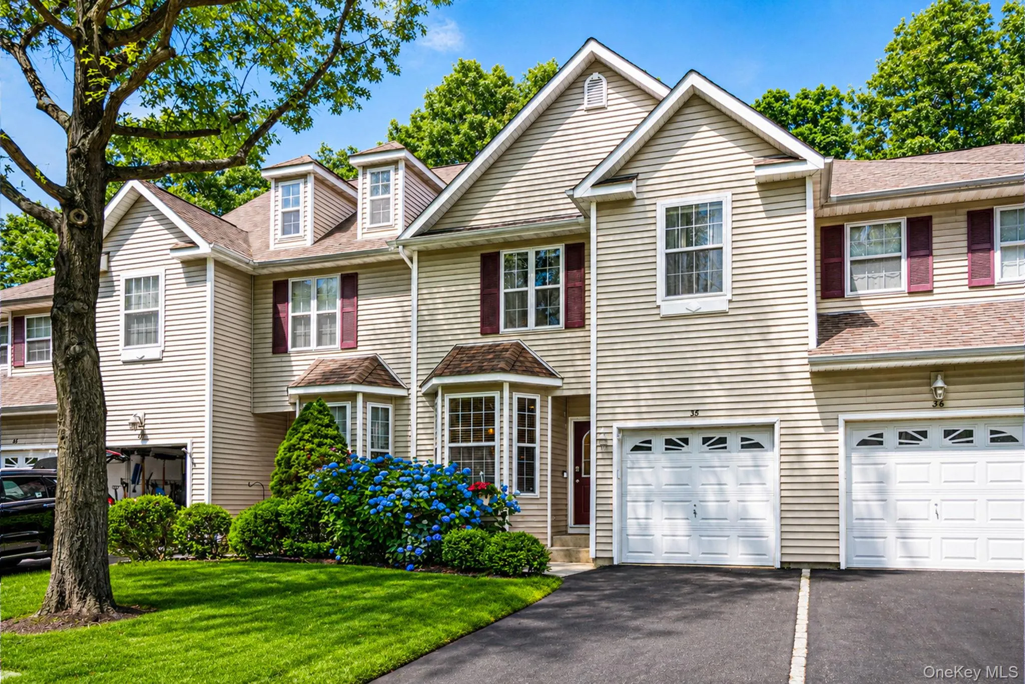 38 Avery Court, Smithtown, NY, 3 Bedrooms Bedrooms, 6 Rooms Rooms,2 BathroomsBathrooms,Residential,For Rent,Avery,0,KEY1016896 38 Avery Court, Smithtown, NY, 3 Bedrooms Bedrooms, 6 Rooms Rooms,2 BathroomsBathrooms,Residential,For Rent,Avery,0,KEY1016896