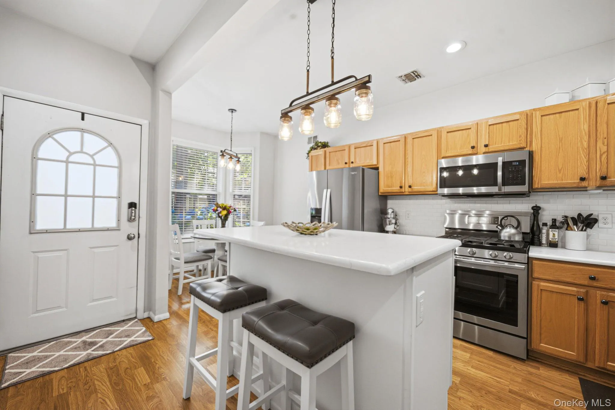 38 Avery Court, Smithtown, NY, 3 Bedrooms Bedrooms, 6 Rooms Rooms,2 BathroomsBathrooms,Residential,For Rent,Avery,0,KEY1016896 38 Avery Court, Smithtown, NY, 3 Bedrooms Bedrooms, 6 Rooms Rooms,2 BathroomsBathrooms,Residential,For Rent,Avery,0,KEY1016896