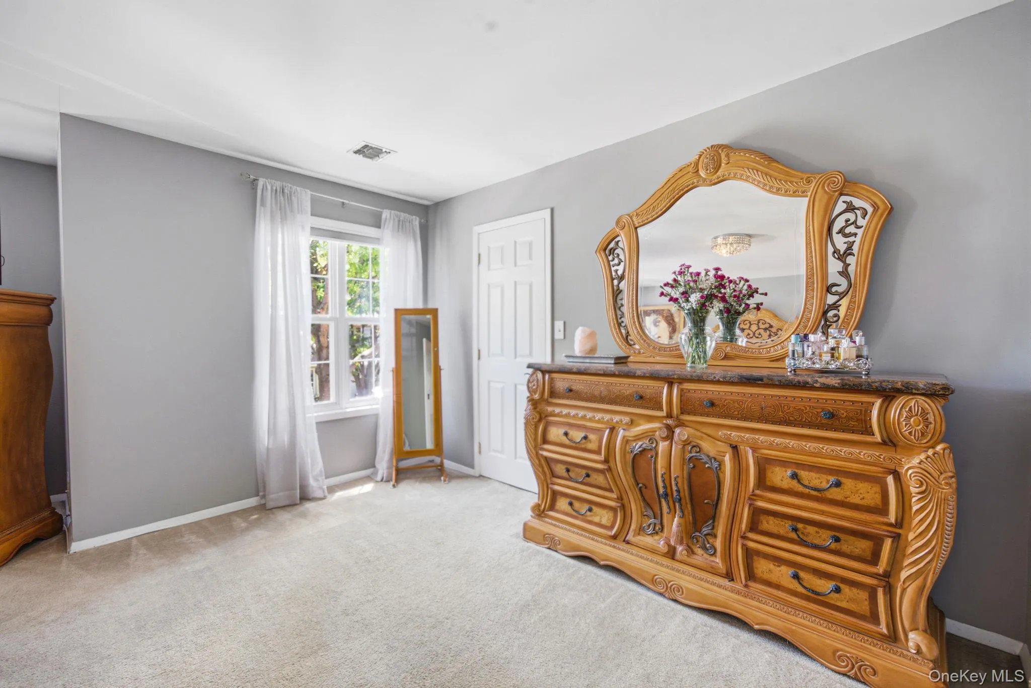 38 Avery Court, Smithtown, NY, 3 Bedrooms Bedrooms, 6 Rooms Rooms,2 BathroomsBathrooms,Residential,For Rent,Avery,0,KEY1016896 38 Avery Court, Smithtown, NY, 3 Bedrooms Bedrooms, 6 Rooms Rooms,2 BathroomsBathrooms,Residential,For Rent,Avery,0,KEY1016896