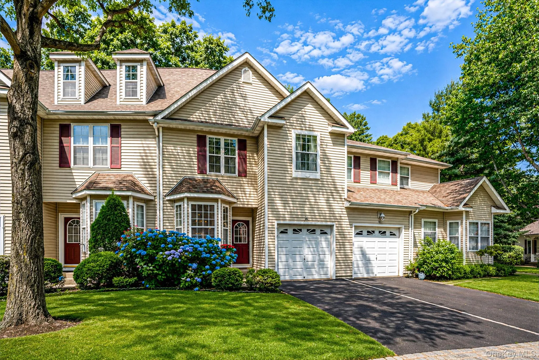 38 Avery Court, Smithtown, NY, 3 Bedrooms Bedrooms, 6 Rooms Rooms,2 BathroomsBathrooms,Residential,For Rent,Avery,0,KEY1016896 38 Avery Court, Smithtown, NY, 3 Bedrooms Bedrooms, 6 Rooms Rooms,2 BathroomsBathrooms,Residential,For Rent,Avery,0,KEY1016896