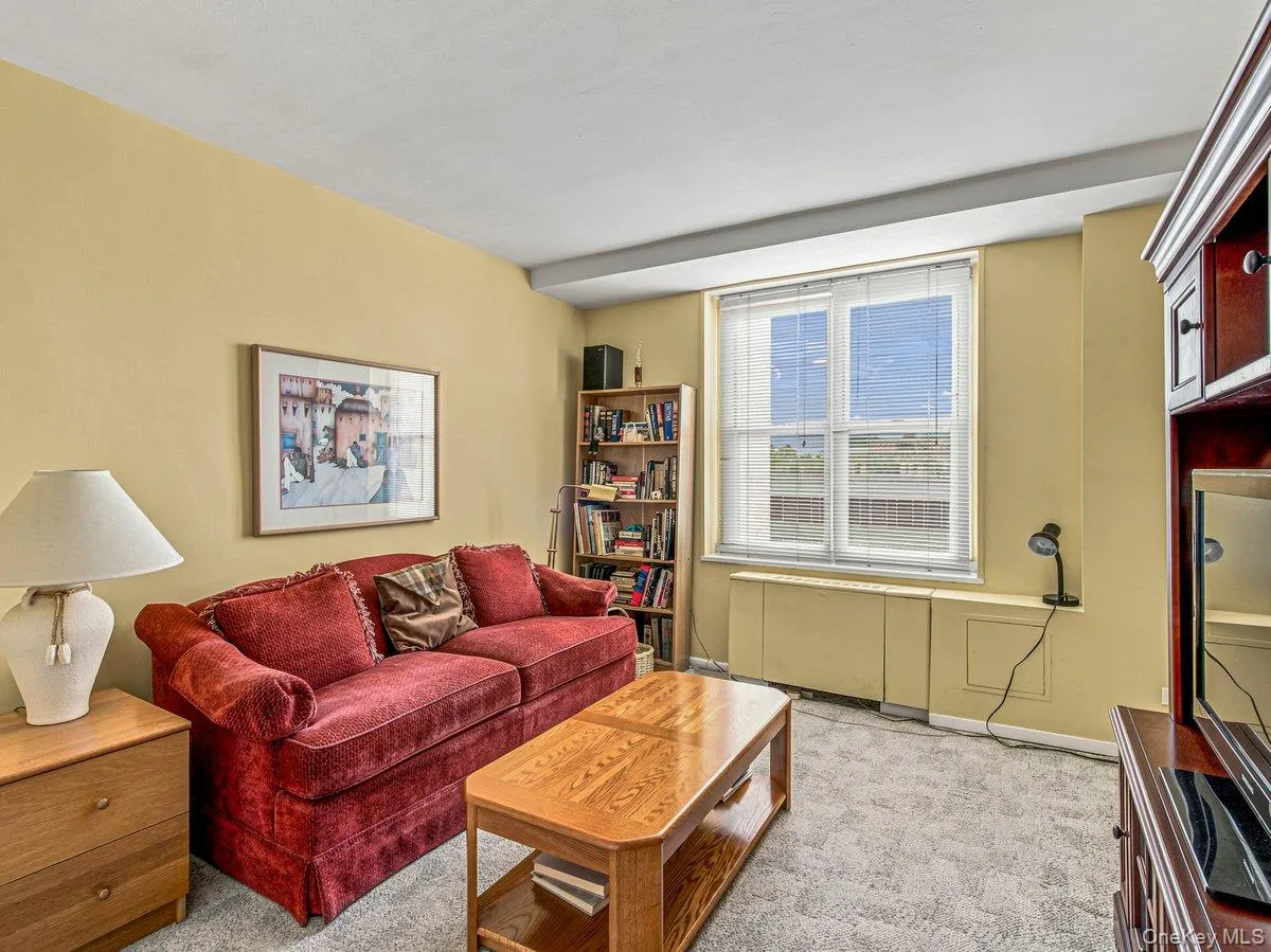 211-65 23rd Avenue, New York, NY, 2 Bedrooms Bedrooms, 5 Rooms Rooms,1 BathroomBathrooms,Residential,For Rent,23rd,0,1016897 211-65 23rd Avenue, New York, NY, 2 Bedrooms Bedrooms, 5 Rooms Rooms,1 BathroomBathrooms,Residential,For Rent,23rd,0,1016897