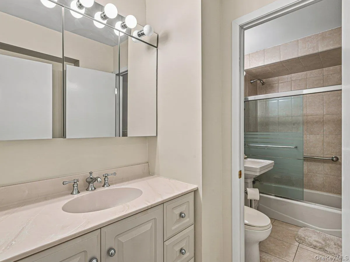 211-65 23rd Avenue, New York, NY, 2 Bedrooms Bedrooms, 5 Rooms Rooms,1 BathroomBathrooms,Residential,For Rent,23rd,0,1016897 211-65 23rd Avenue, New York, NY, 2 Bedrooms Bedrooms, 5 Rooms Rooms,1 BathroomBathrooms,Residential,For Rent,23rd,0,1016897