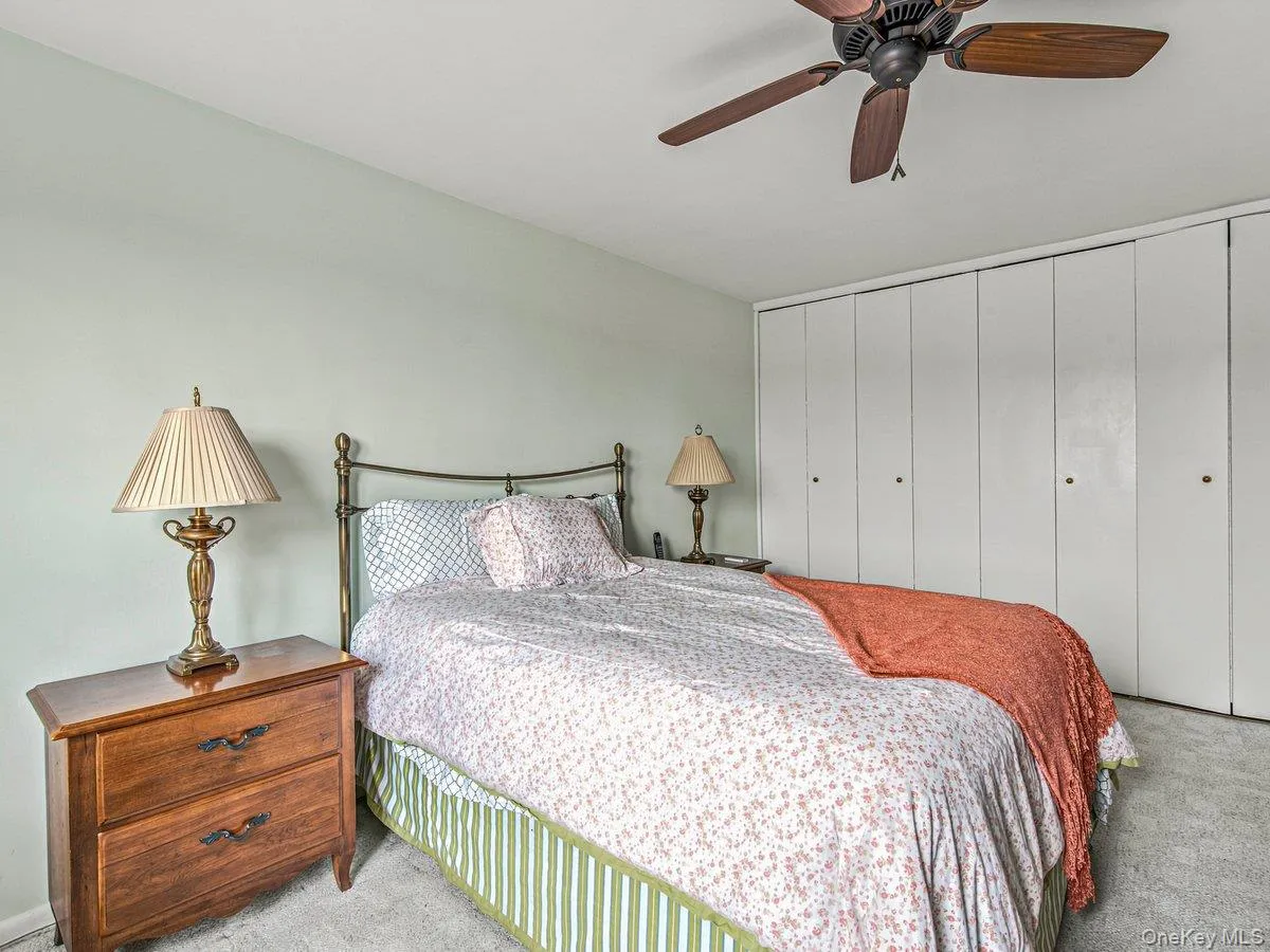 211-65 23rd Avenue, New York, NY, 2 Bedrooms Bedrooms, 5 Rooms Rooms,1 BathroomBathrooms,Residential,For Rent,23rd,0,1016897 211-65 23rd Avenue, New York, NY, 2 Bedrooms Bedrooms, 5 Rooms Rooms,1 BathroomBathrooms,Residential,For Rent,23rd,0,1016897