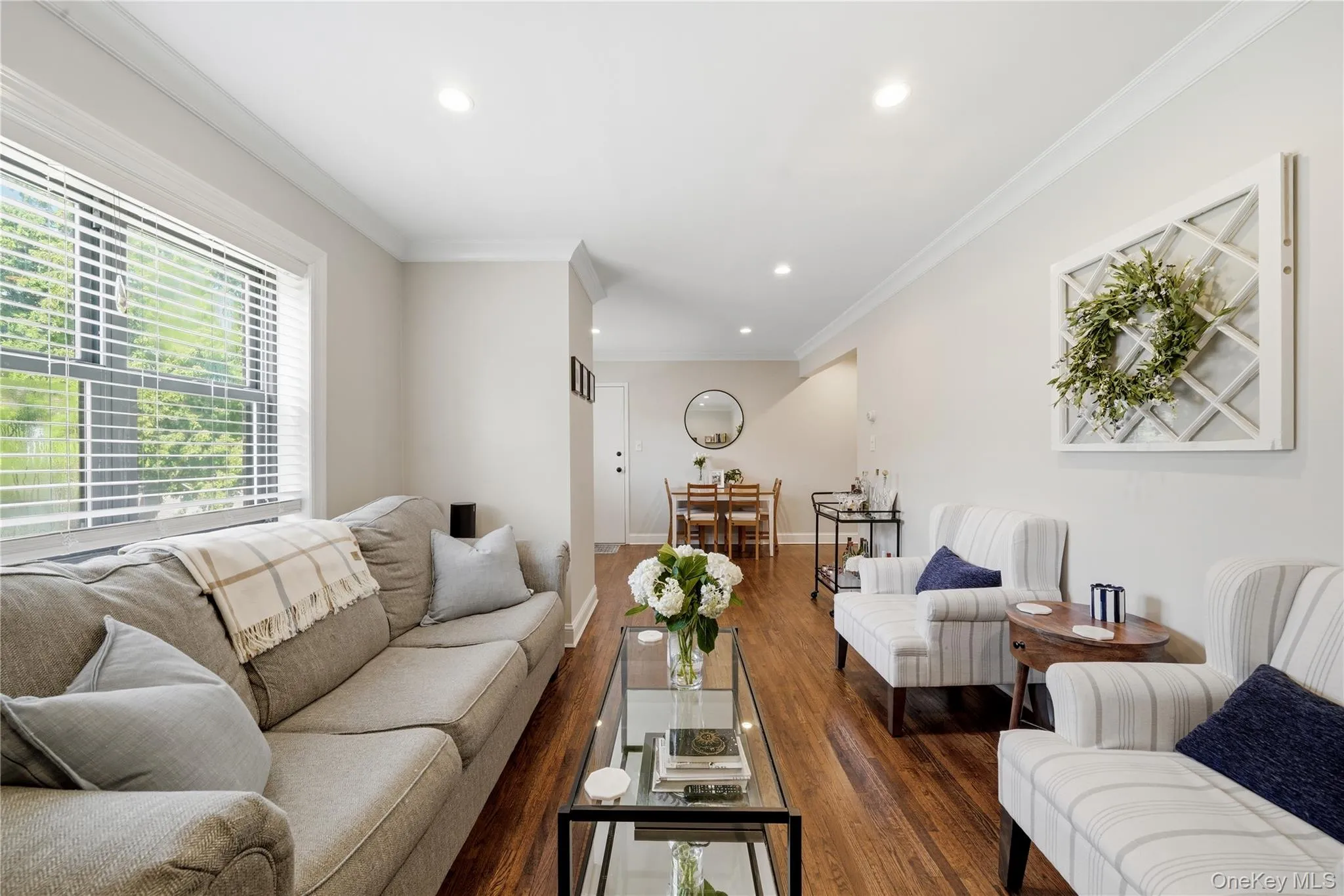 123 Park Avenue, Babylon, NY, 1 Bedroom Bedrooms, 3 Rooms Rooms,1 BathroomBathrooms,Residential,For Rent,Park,0,KEY1016900 123 Park Avenue, Babylon, NY, 1 Bedroom Bedrooms, 3 Rooms Rooms,1 BathroomBathrooms,Residential,For Rent,Park,0,KEY1016900