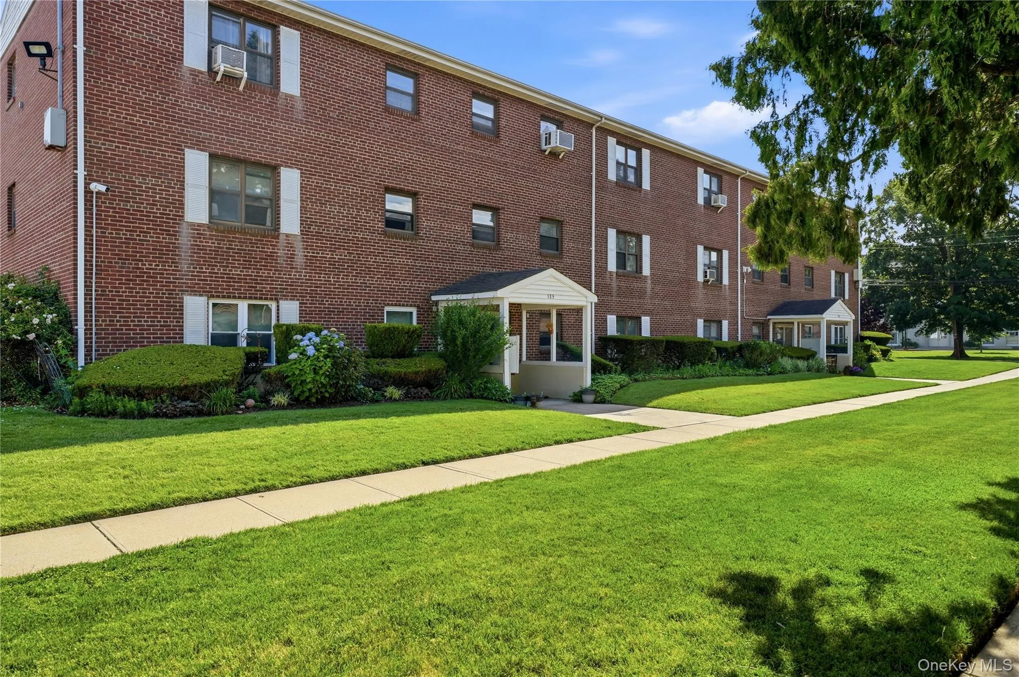 123 Park Avenue, Babylon, NY, 1 Bedroom Bedrooms, 3 Rooms Rooms,1 BathroomBathrooms,Residential,For Rent,Park,0,KEY1016900 123 Park Avenue, Babylon, NY, 1 Bedroom Bedrooms, 3 Rooms Rooms,1 BathroomBathrooms,Residential,For Rent,Park,0,KEY1016900