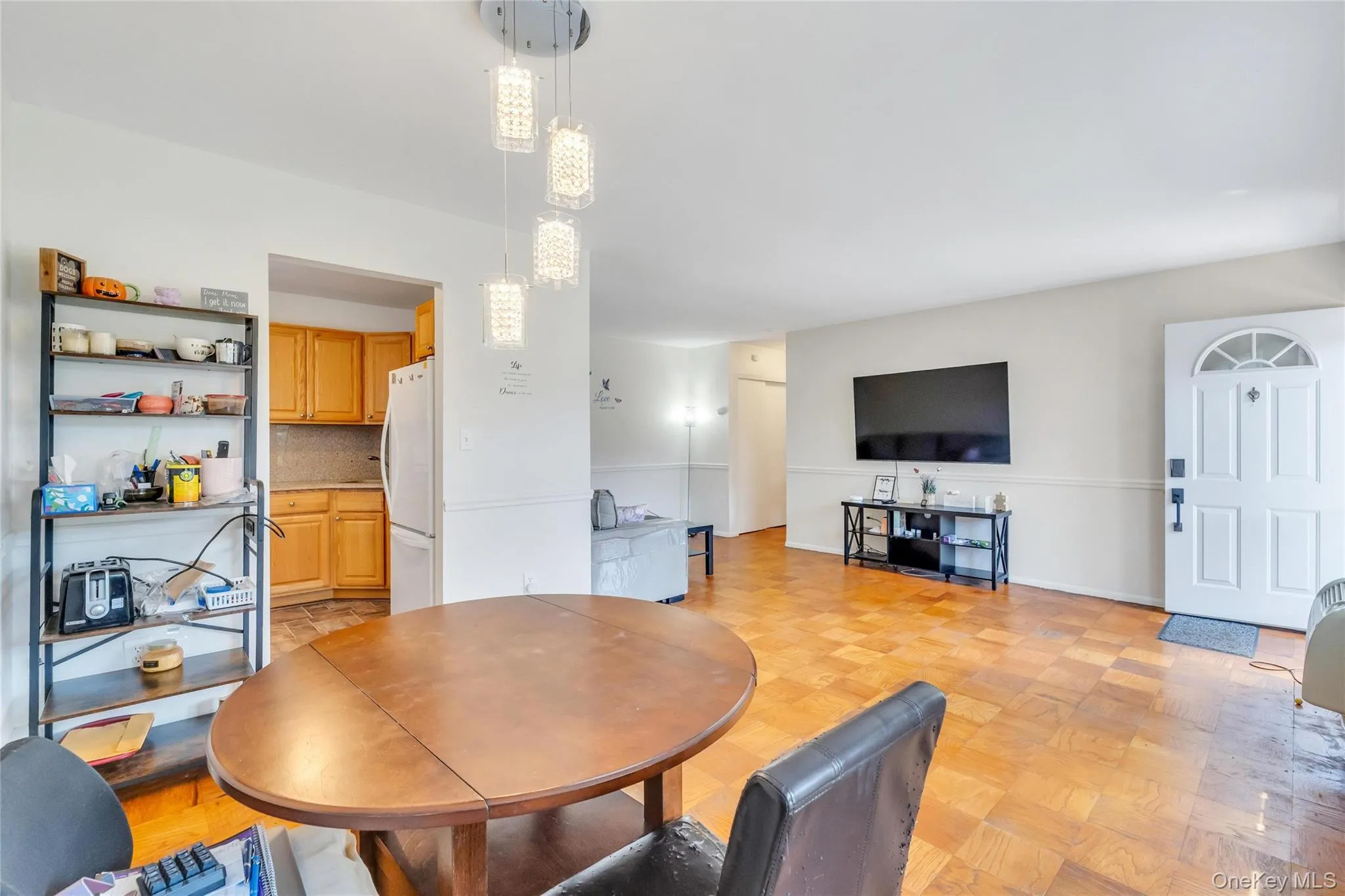 315 Hicksville Road, Oyster Bay, NY, 1 Bedroom Bedrooms, 4 Rooms Rooms,1 BathroomBathrooms,Residential,For Rent,Hicksville,0,1016907 315 Hicksville Road, Oyster Bay, NY, 1 Bedroom Bedrooms, 4 Rooms Rooms,1 BathroomBathrooms,Residential,For Rent,Hicksville,0,1016907