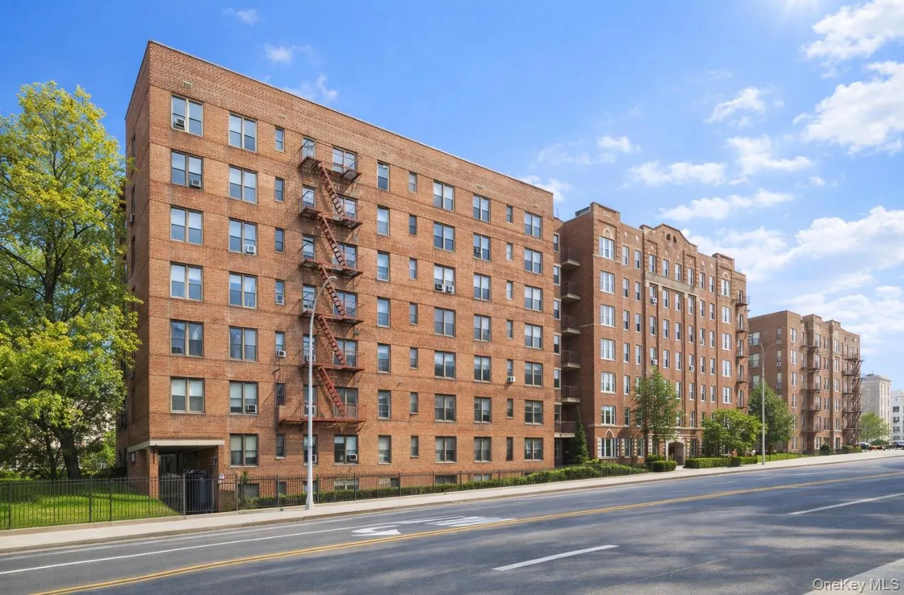 13950 35 Avenue, New York, NY, 2 Bedrooms Bedrooms, 4 Rooms Rooms,1 BathroomBathrooms,Residential,For Rent,35,0,1016908 13950 35 Avenue, New York, NY, 2 Bedrooms Bedrooms, 4 Rooms Rooms,1 BathroomBathrooms,Residential,For Rent,35,0,1016908