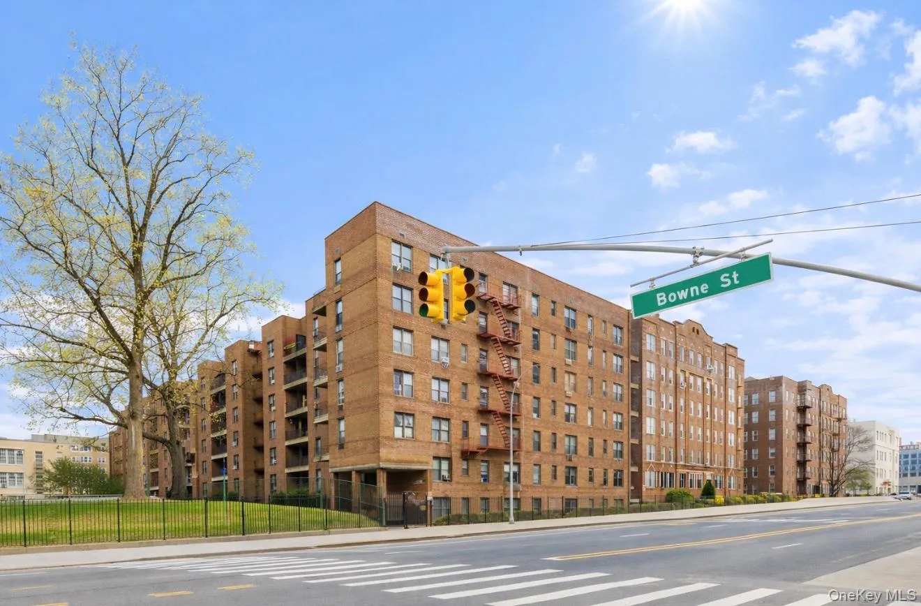 13950 35 Avenue, New York, NY, 2 Bedrooms Bedrooms, 4 Rooms Rooms,1 BathroomBathrooms,Residential,For Rent,35,0,1016908 13950 35 Avenue, New York, NY, 2 Bedrooms Bedrooms, 4 Rooms Rooms,1 BathroomBathrooms,Residential,For Rent,35,0,1016908