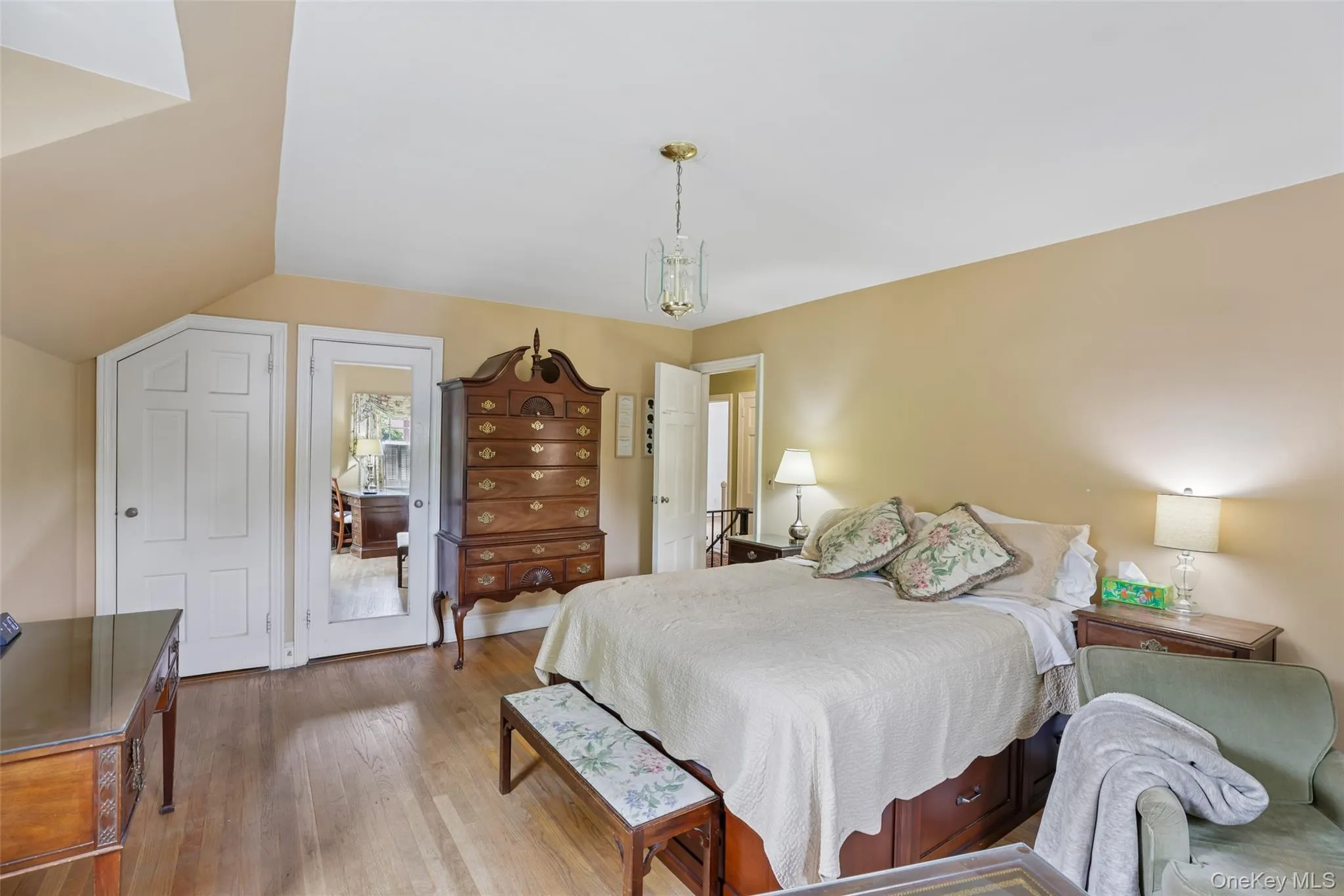 105 Stewart Avenue, Hempstead, NY, 4 Bedrooms Bedrooms, 8 Rooms Rooms,1 BathroomBathrooms,Residential,For Rent,Stewart,0,KEY1016911 105 Stewart Avenue, Hempstead, NY, 4 Bedrooms Bedrooms, 8 Rooms Rooms,1 BathroomBathrooms,Residential,For Rent,Stewart,0,KEY1016911