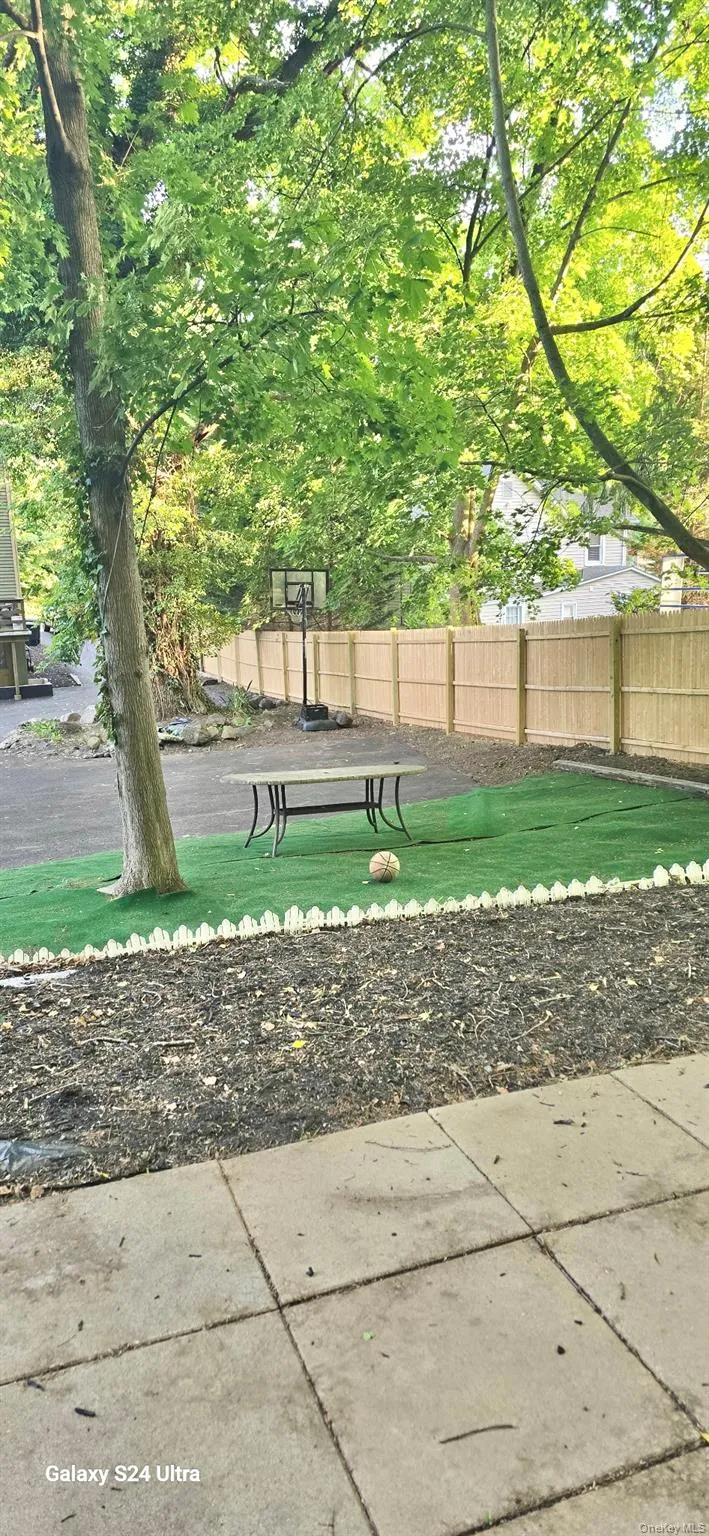 149 Fort Salonga Road, Huntington, NY, 4 Bedrooms Bedrooms, 7 Rooms Rooms,3 BathroomsBathrooms,Residential Lease,For Rent,Fort Salonga,0,1016913 149 Fort Salonga Road, Huntington, NY, 4 Bedrooms Bedrooms, 7 Rooms Rooms,3 BathroomsBathrooms,Residential Lease,For Rent,Fort Salonga,0,1016913