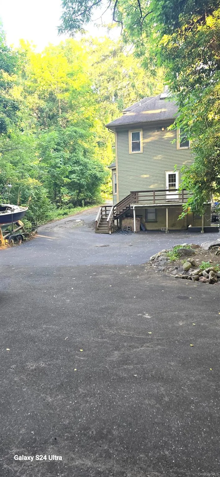 149 Fort Salonga Road, Huntington, NY, 4 Bedrooms Bedrooms, 7 Rooms Rooms,3 BathroomsBathrooms,Residential Lease,For Rent,Fort Salonga,0,1016913 149 Fort Salonga Road, Huntington, NY, 4 Bedrooms Bedrooms, 7 Rooms Rooms,3 BathroomsBathrooms,Residential Lease,For Rent,Fort Salonga,0,1016913