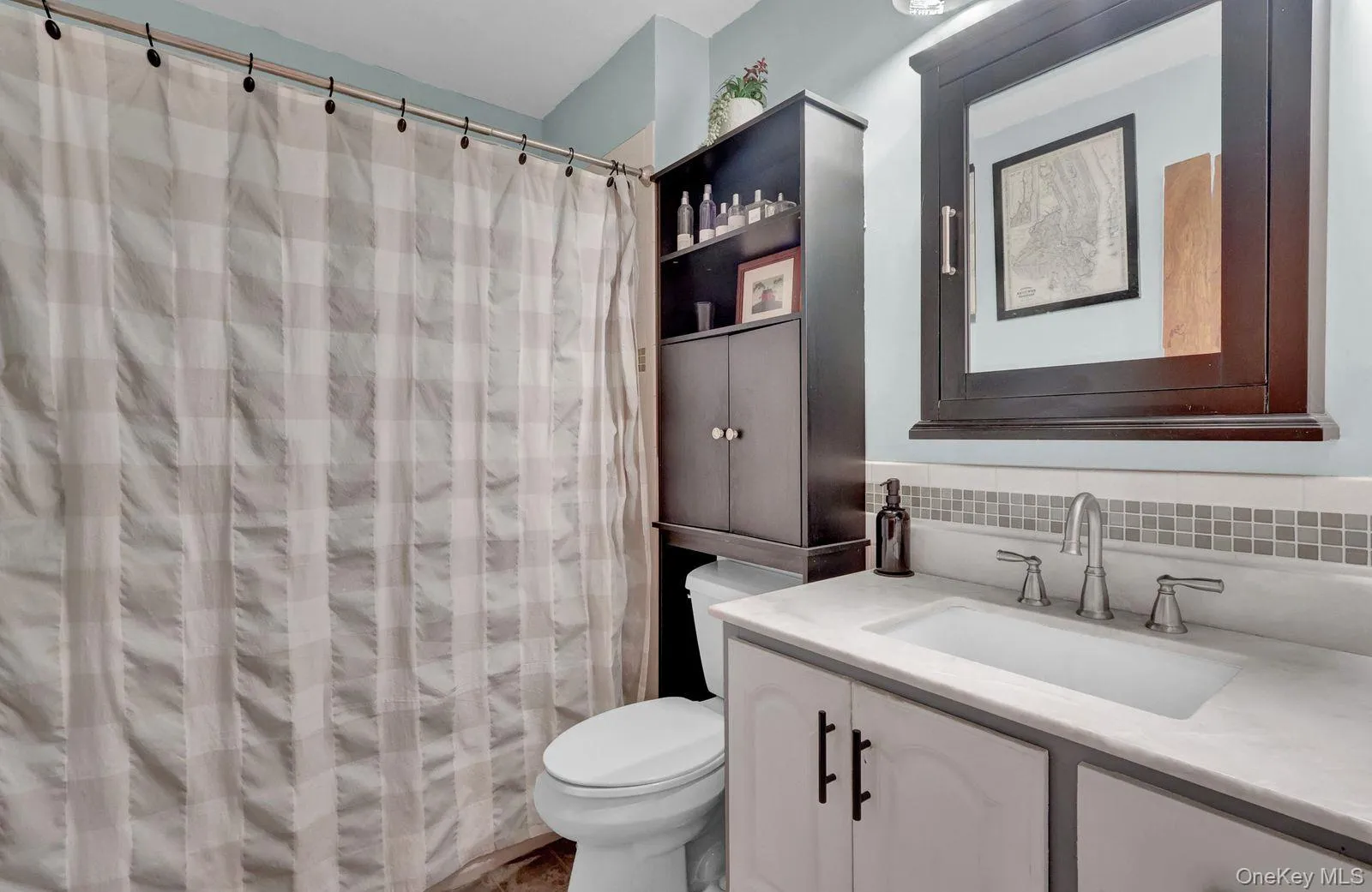 1st floor Full Bath 1st floor Full Bath
